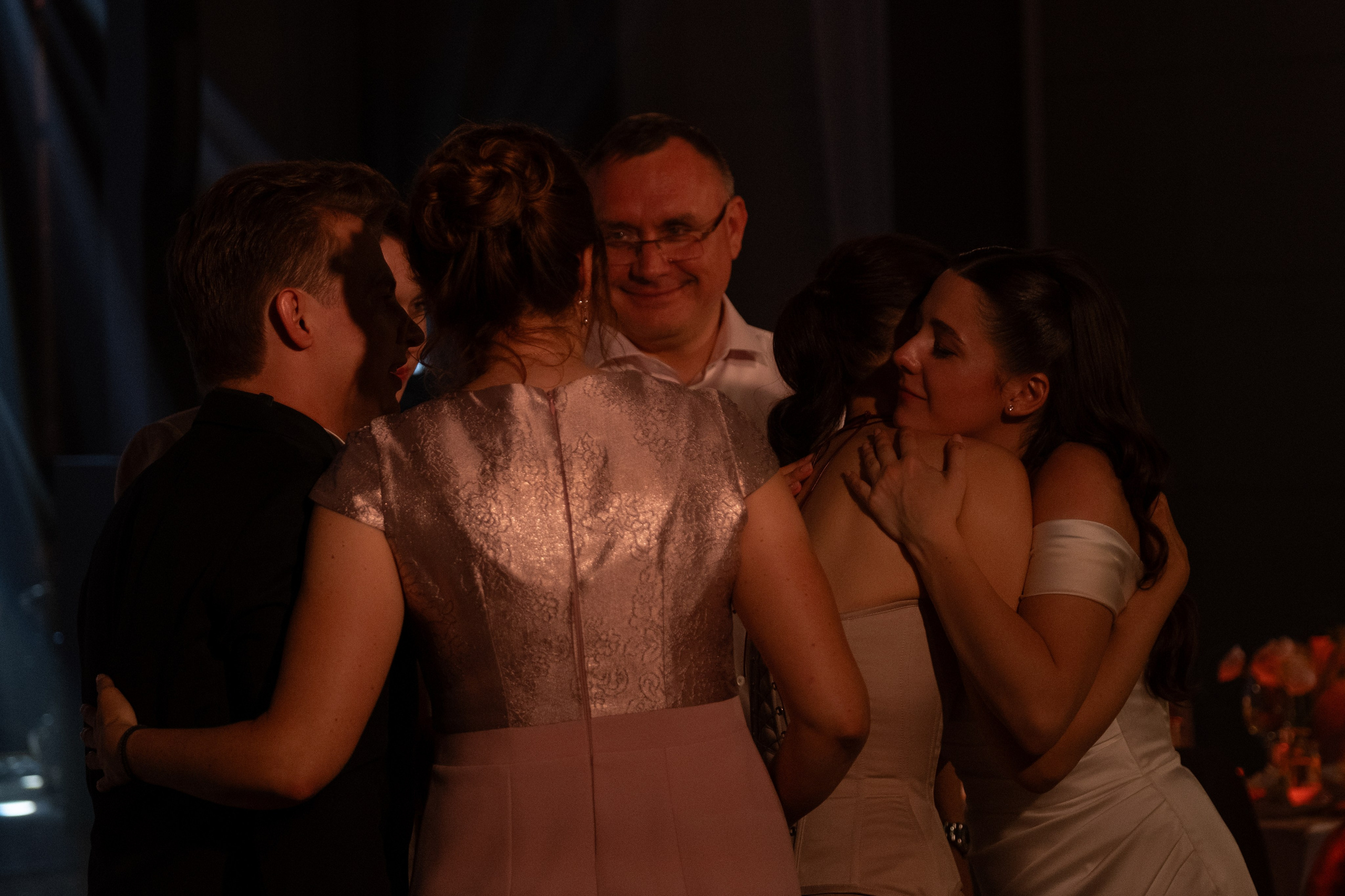 Счастливые часов не наблюдают. Свадебный и семейный фотограф в Санкт-Петербурге