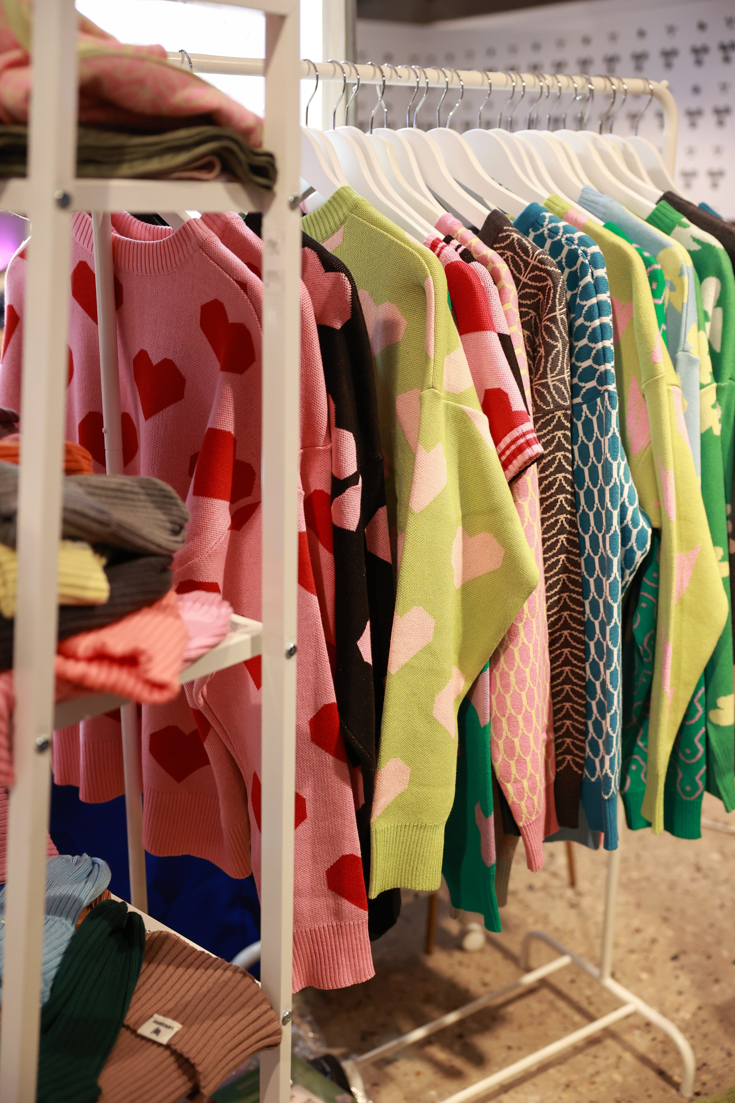 2–3 марта 2024 в пространстве «Три вокзала. Депо» / День 2 / фото Саша Жукова. Фотоотчеты «Ламбада-маркета»