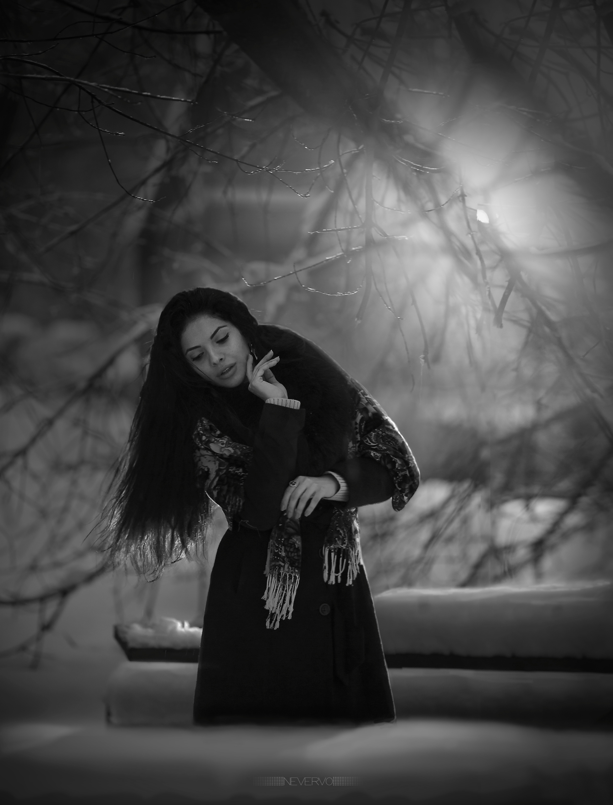 Черно-белая фотосъемка. B&W съемка в Москве. ЧБ фотограф Олег Голишник. Арт-фотограф Олег Голишников. Творческая мастерская