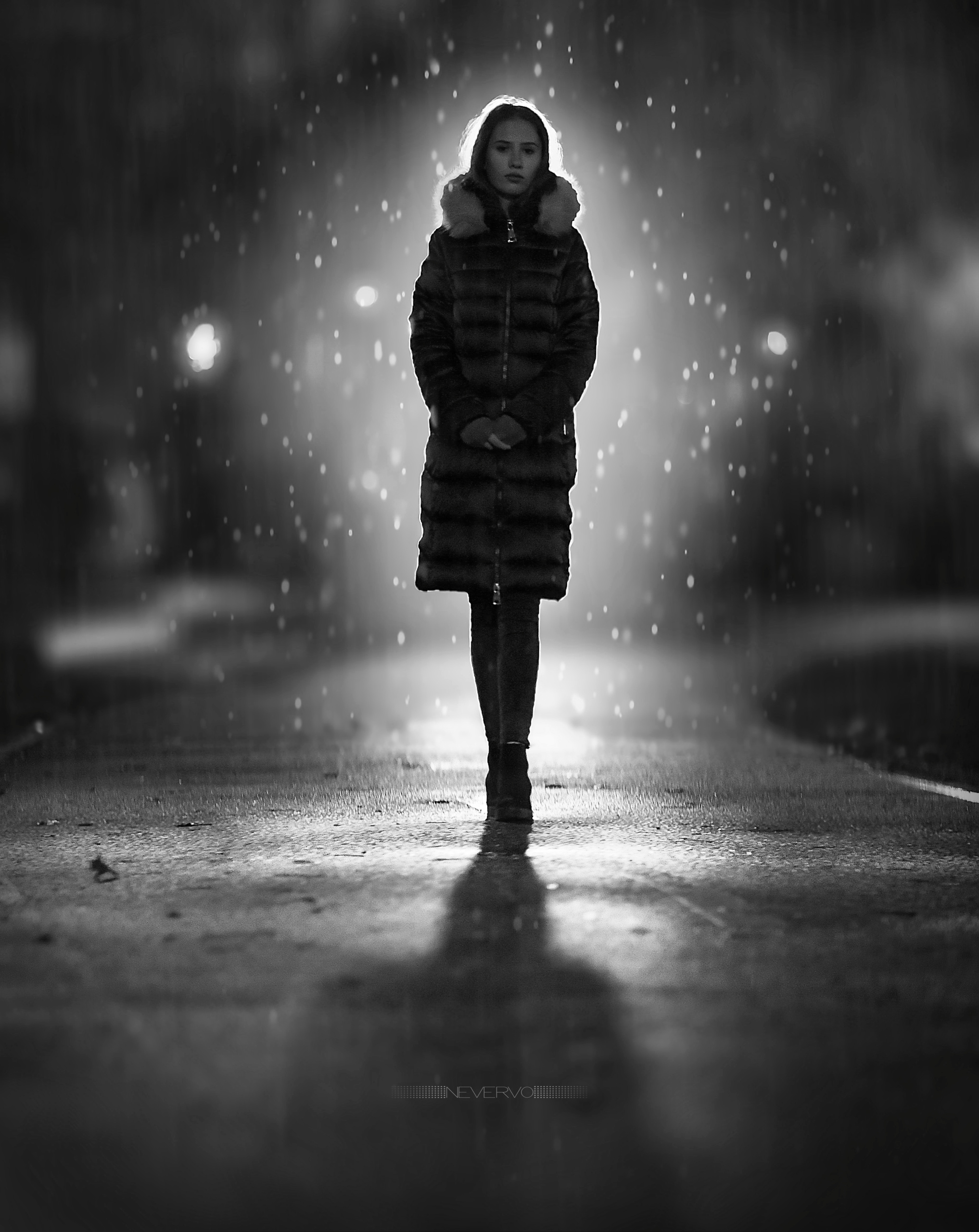 Черно-белая фотосъемка. B&W съемка в Москве. ЧБ фотограф Олег Голишник. Арт-фотограф Олег Голишников. Творческая мастерская