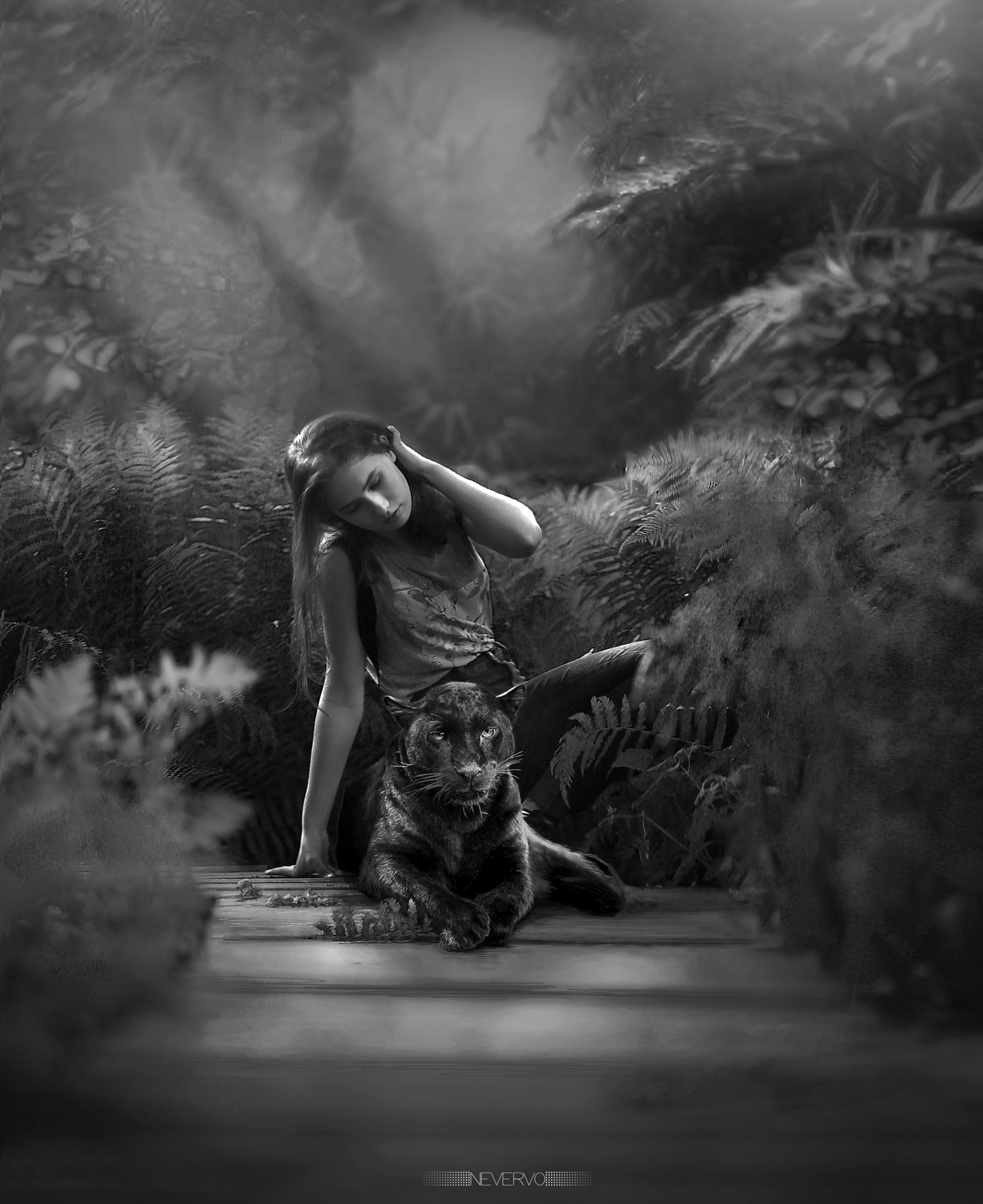 Черно-белая фотосъемка. B&W съемка в Москве. ЧБ фотограф Олег Голишник. Арт-фотограф Олег Голишников. Творческая мастерская