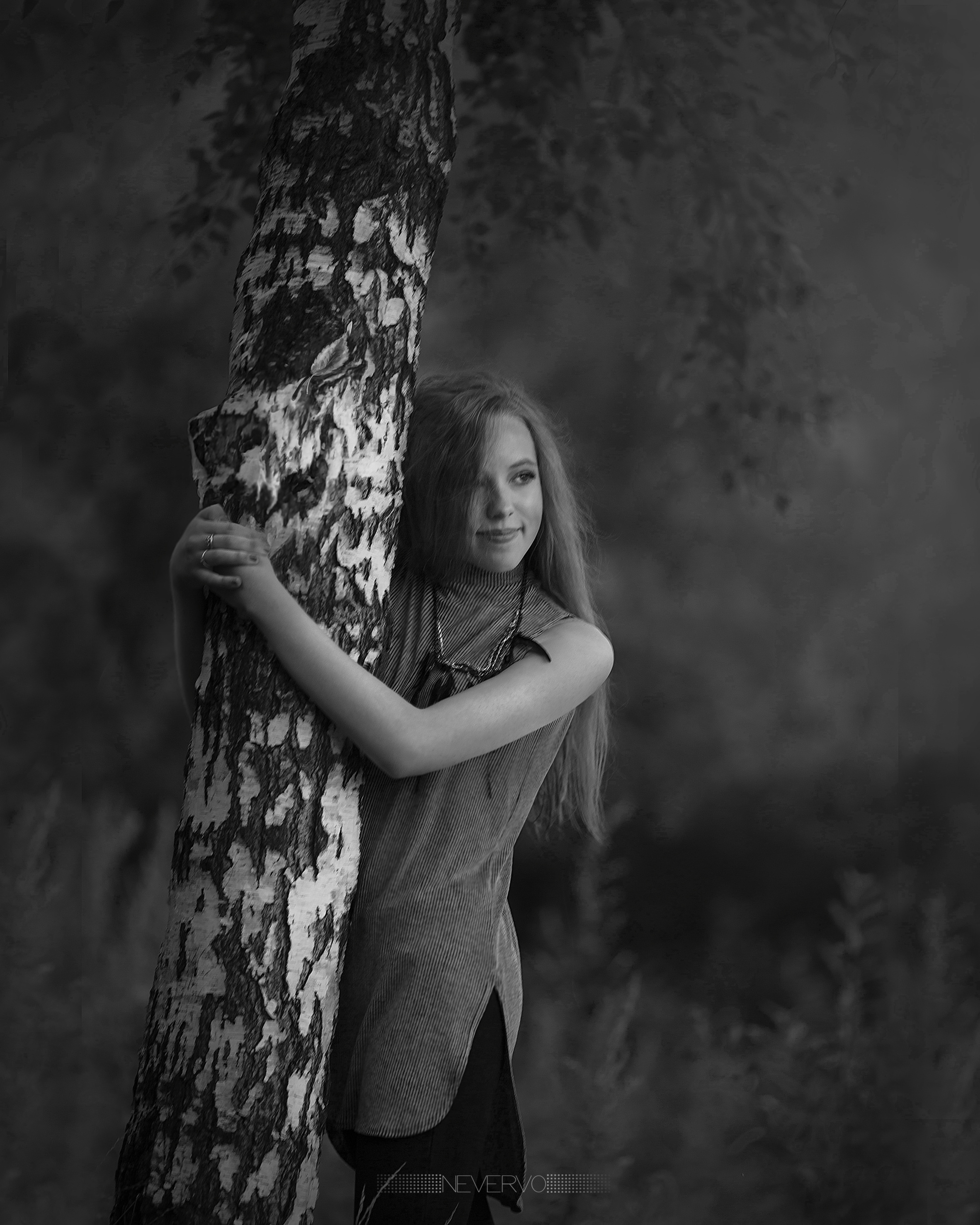 Черно-белая фотосъемка. B&W съемка в Москве. ЧБ фотограф Олег Голишник. Арт-фотограф Олег Голишников. Творческая мастерская