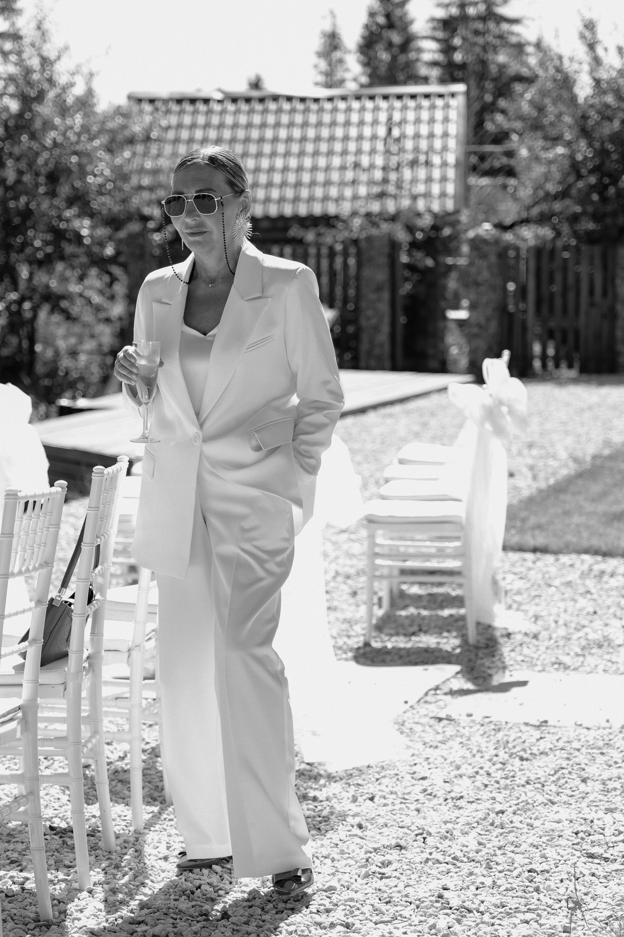 Плюс тридцать градусов на лужайке. Фотограф Андрей Куськало