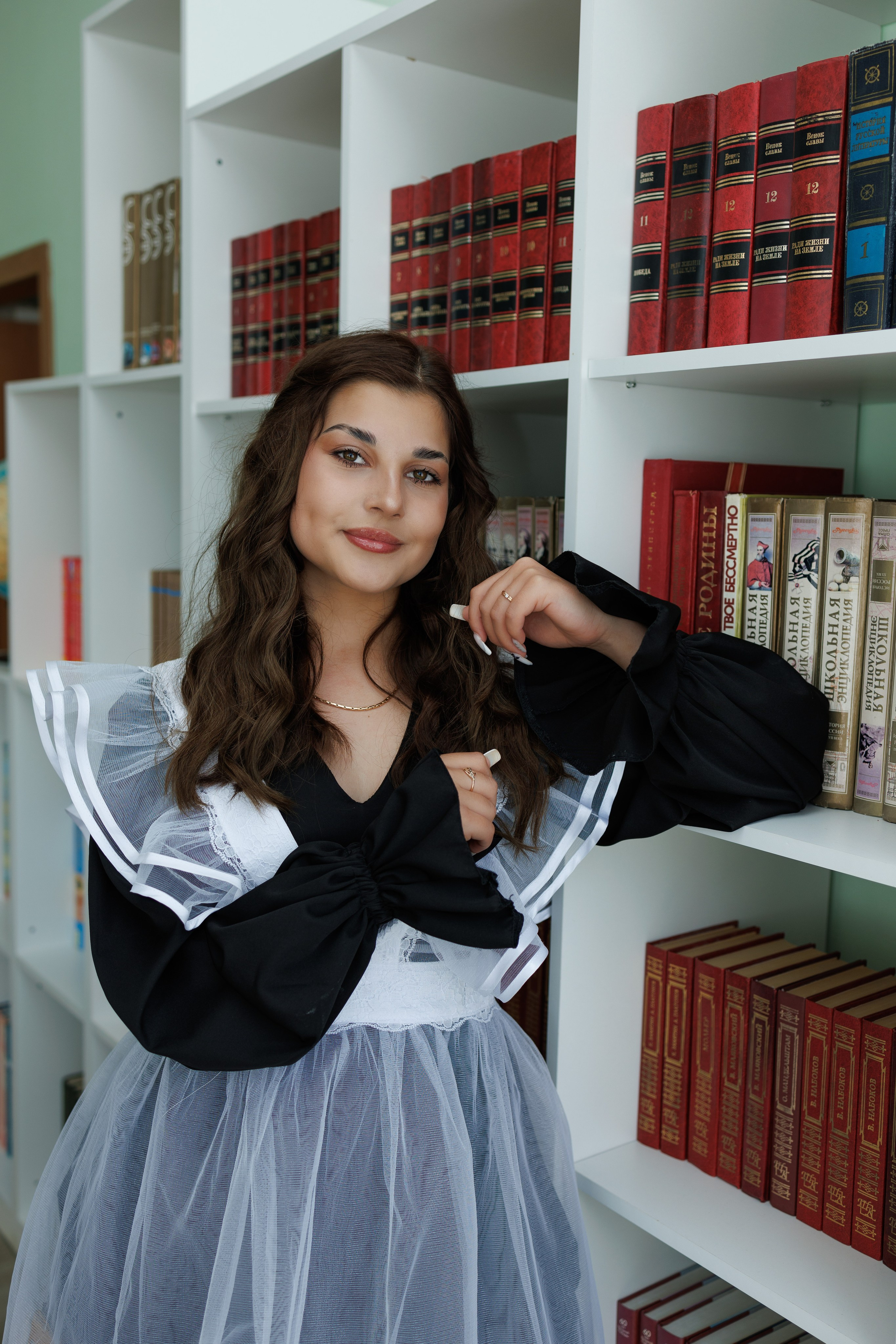 Позы для школьной фотосессии. Фотограф Медногорск Кувандык Оксана Шерехода свадебные, семейные, индивидуальные, школьные фотосессии. Печать фотоальбомов