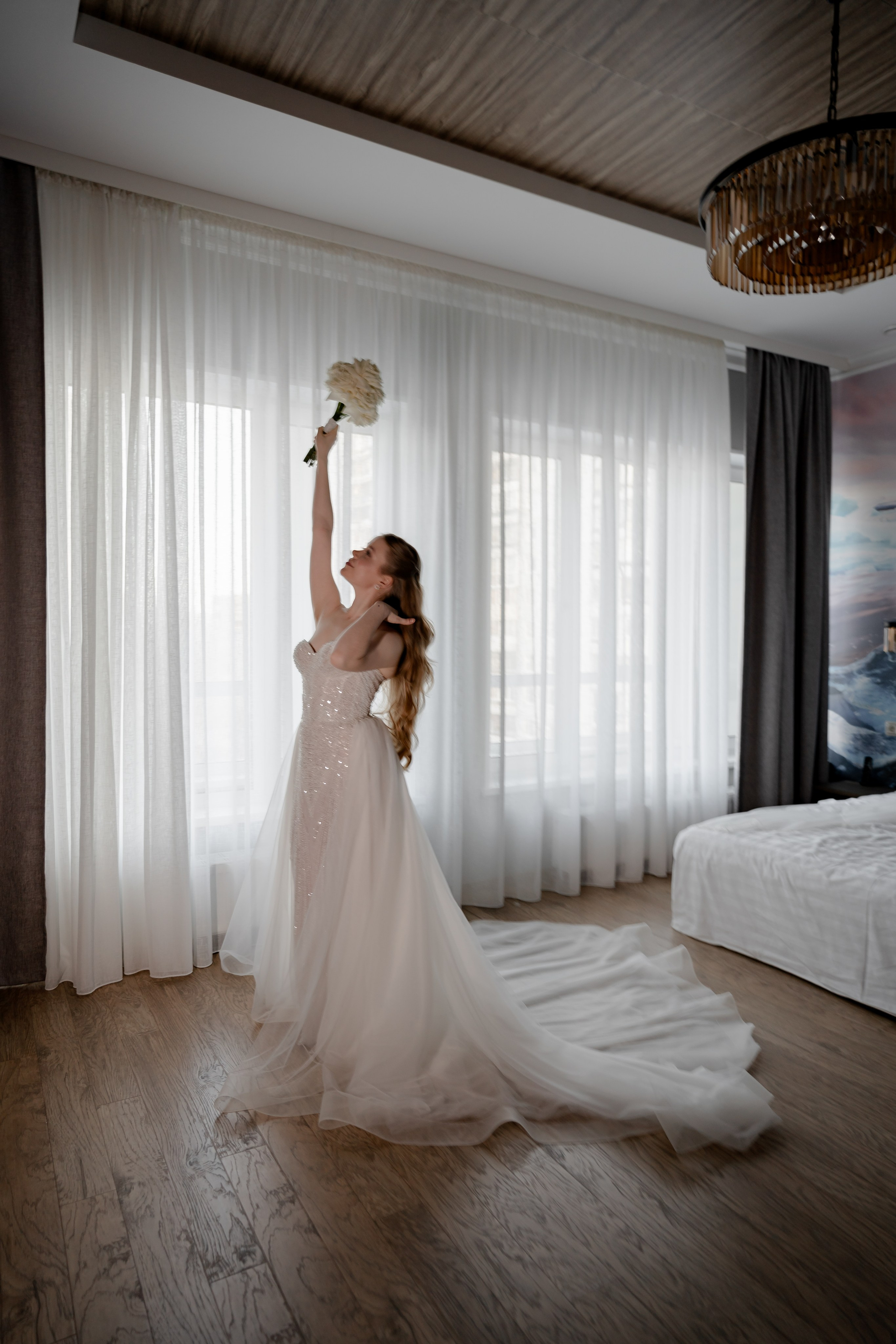 СВАДЕБНАЯ СЬЕМКА СБОРОВ В ОТЕЛЕ И ВЫЕЗД НА ЦЕРЕМОНИЮ (СНЯТО В СИБИРЕ В НИЖНЕВАРТОВСКЕ). Профессиональный фотограф, Санкт-Петербург — Виктория Богомолова