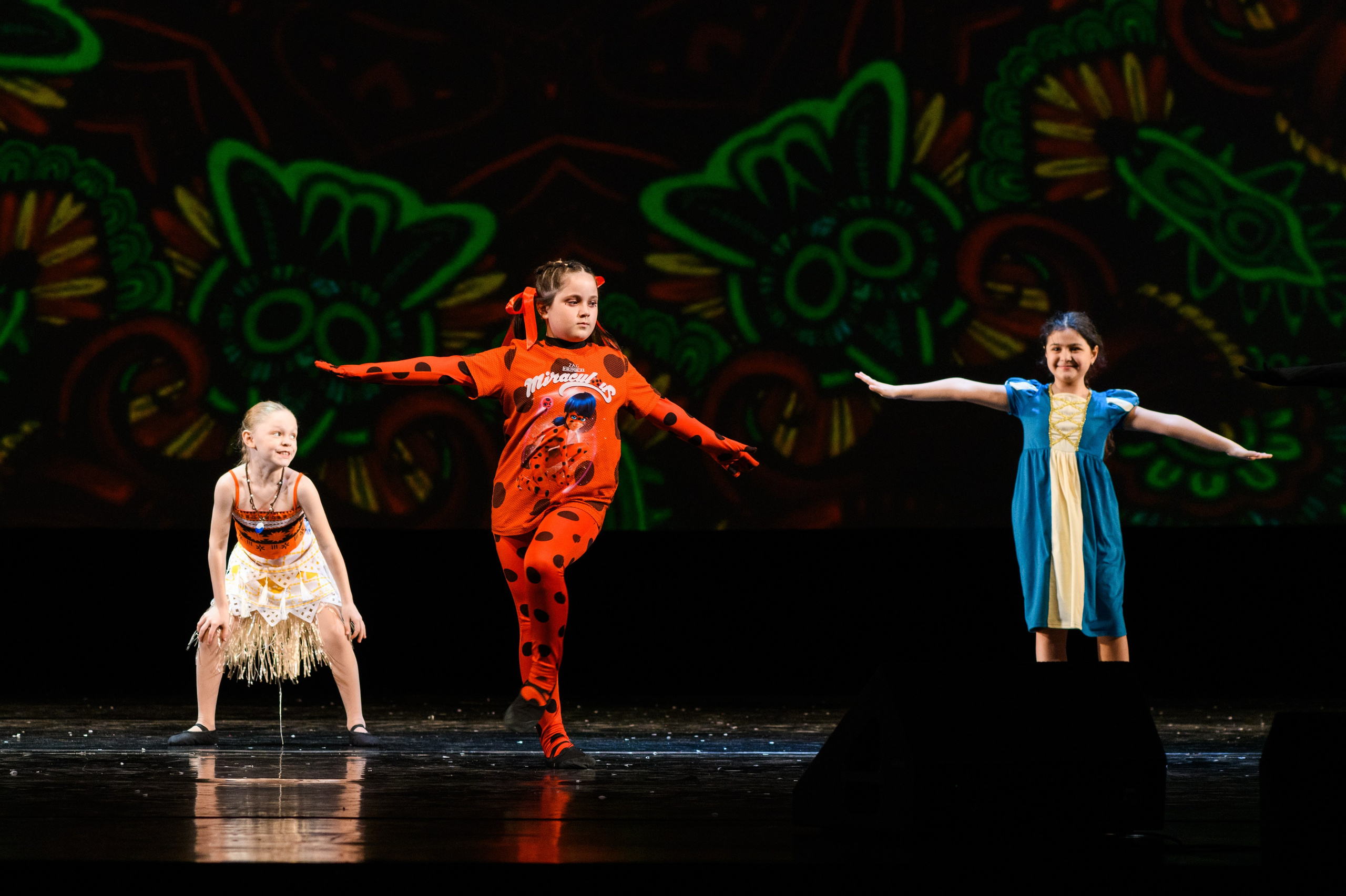 23 апреля, часть 2, БКЗ Октябрьский, г. Санкт-Петербург. Золотое яблочко