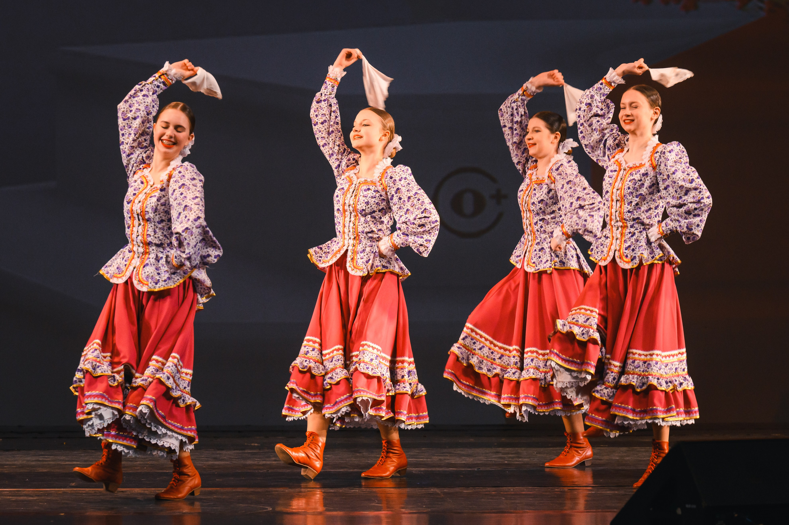 23 апреля, часть 1, БКЗ Октябрьский, г. Санкт-Петербург. Золотое яблочко