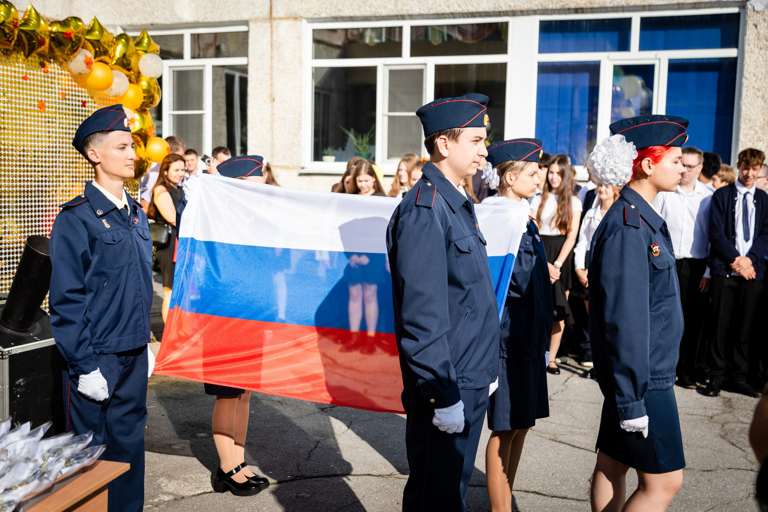 Гимназия № 50. Детский фотограф видеограф в Хабаровске Михаил Орлов