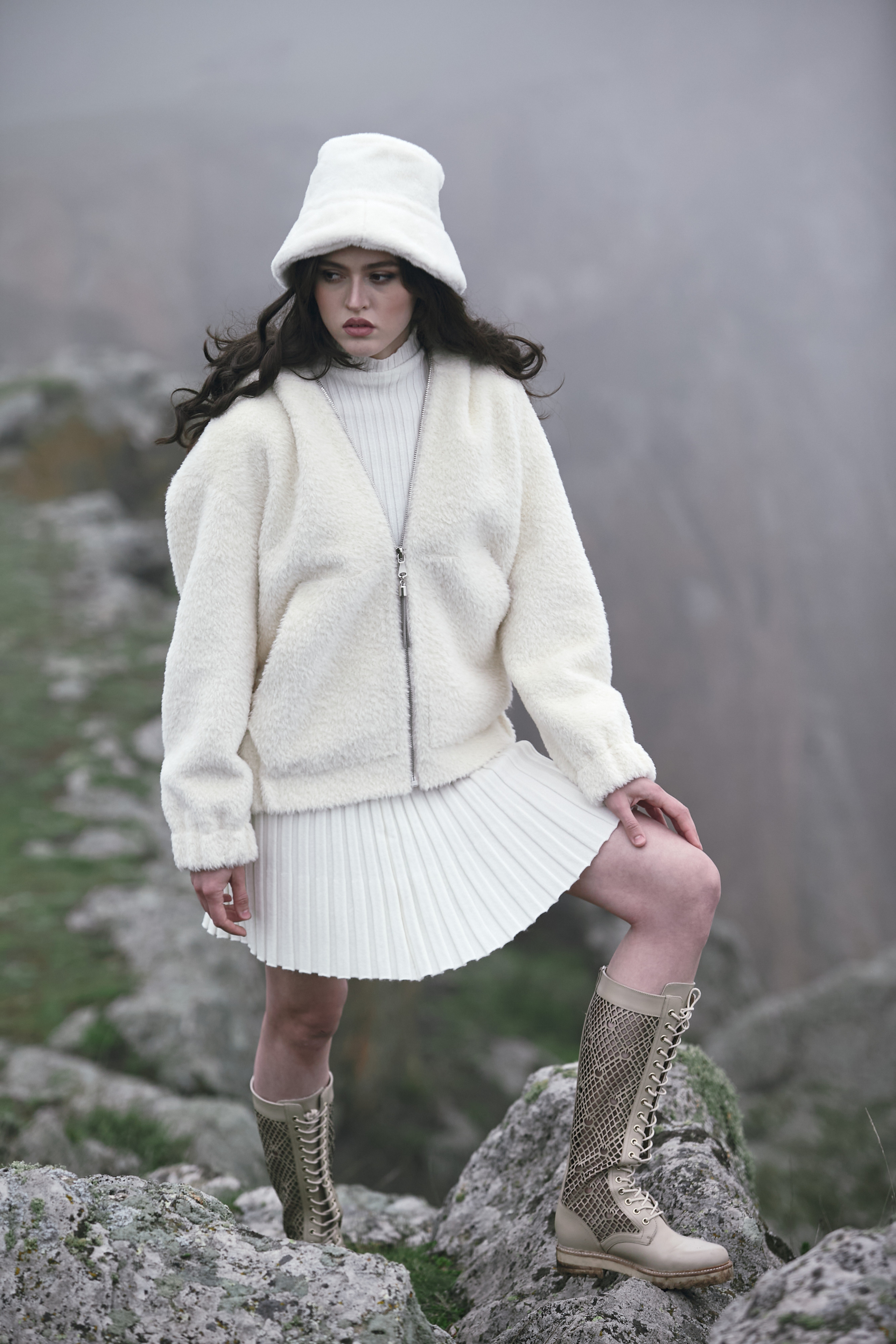 Съемка для бренда одежды под ключ. Фотограф Продюсер в горах КБР / Москва  Нальчик Горы