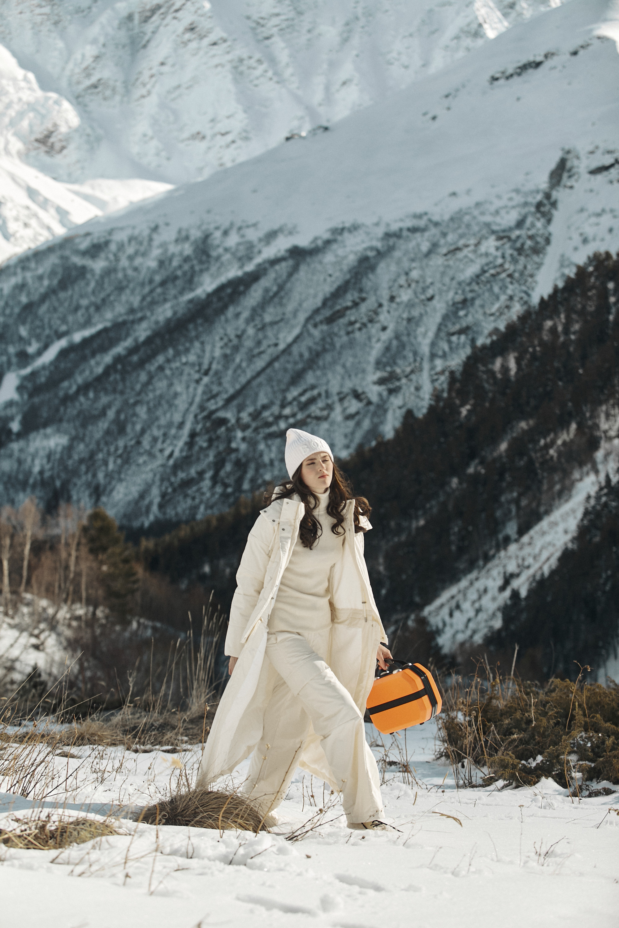 Съемка для бренда одежды под ключ. Фотограф Продюсер в горах КБР / Москва  Нальчик Горы