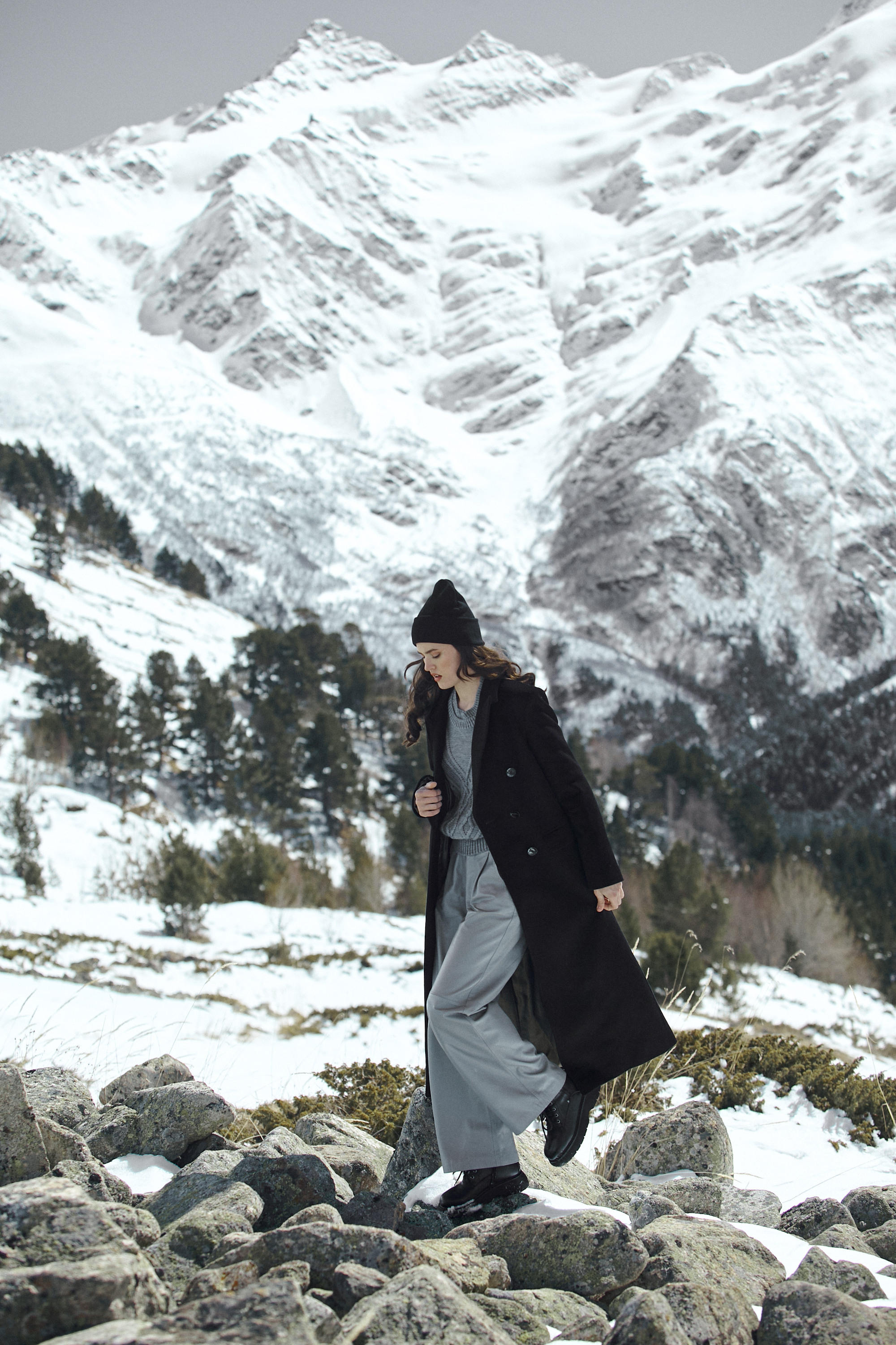 Съемка для бренда одежды под ключ. Фотограф Продюсер в горах КБР / Москва  Нальчик Горы