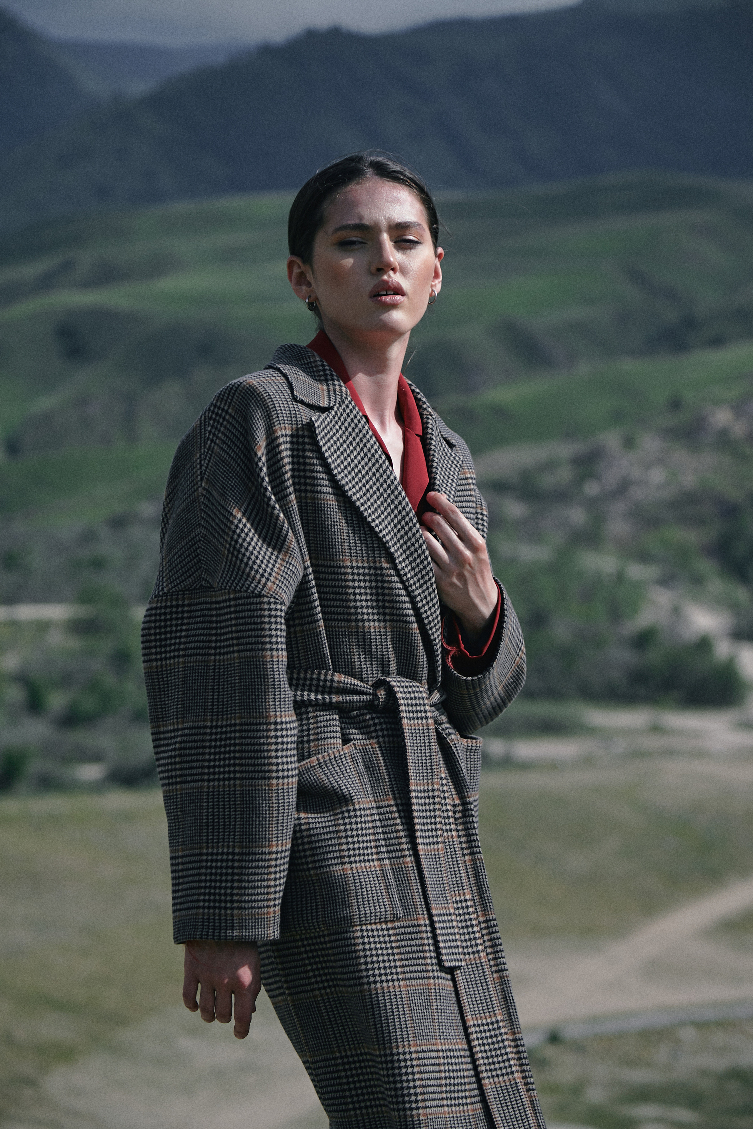 Выездная съемка в горах под ключ. Фотограф Продюсер в горах КБР / Москва  Нальчик Горы