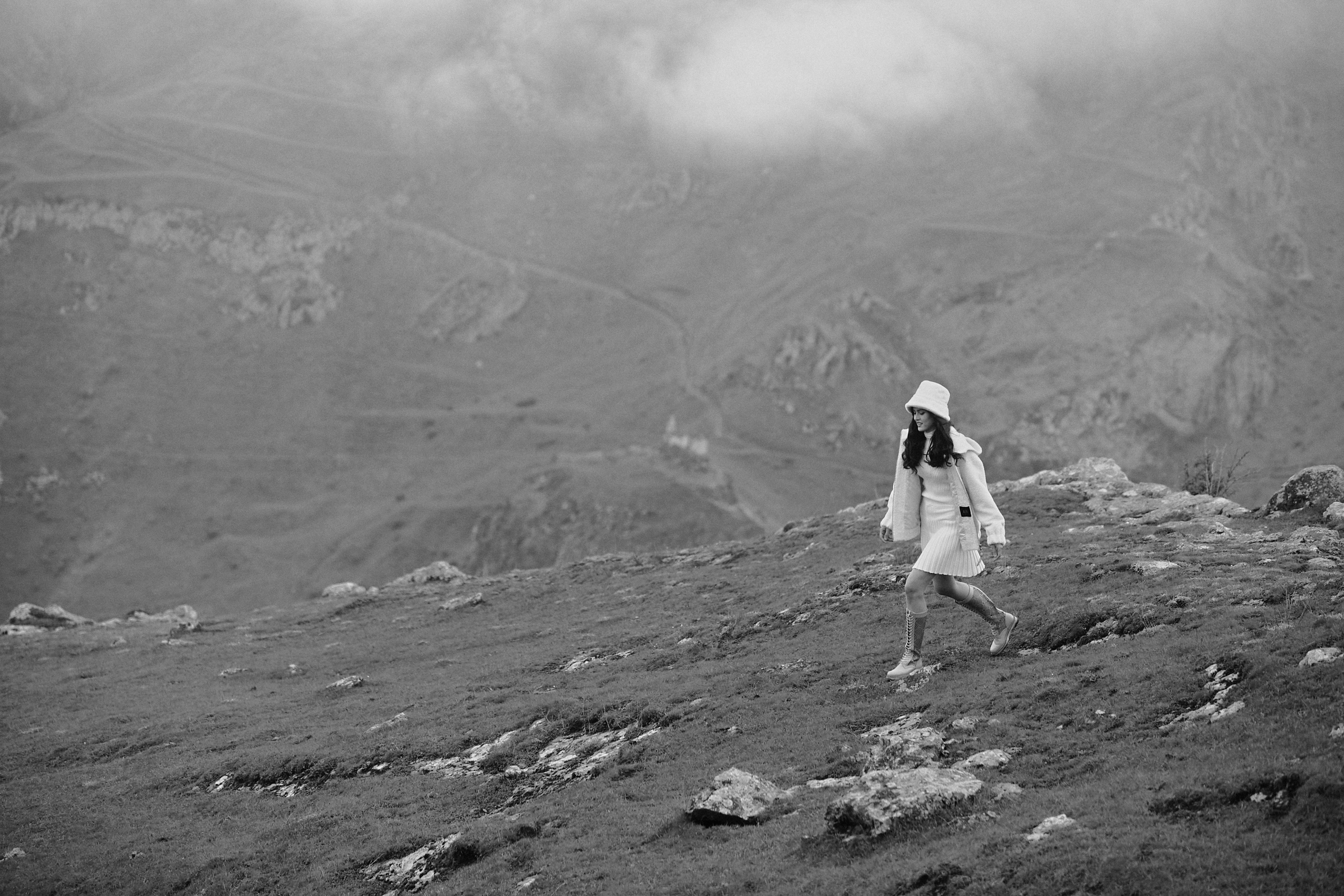 Съемка для бренда одежды под ключ. Фотограф Продюсер в горах КБР / Москва  Нальчик Горы