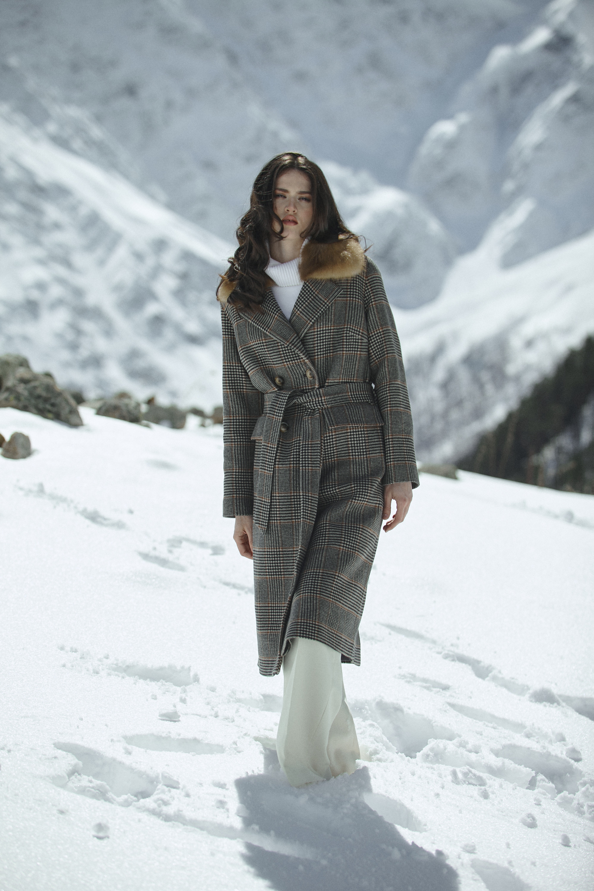 Съемка для бренда одежды под ключ. Фотограф Продюсер в горах КБР / Москва  Нальчик Горы