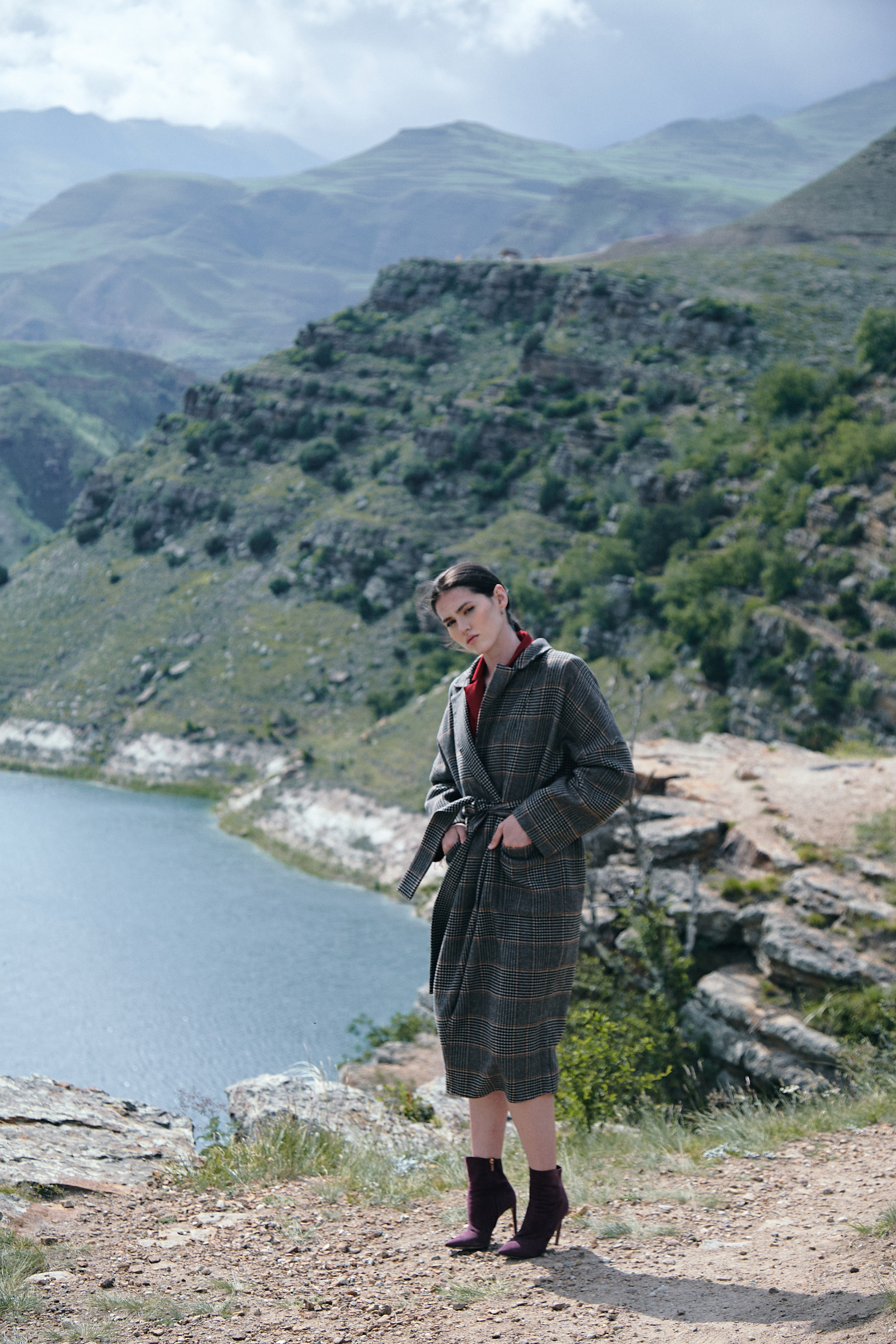 Выездная съемка в горах под ключ. Фотограф Продюсер в горах КБР / Москва  Нальчик Горы