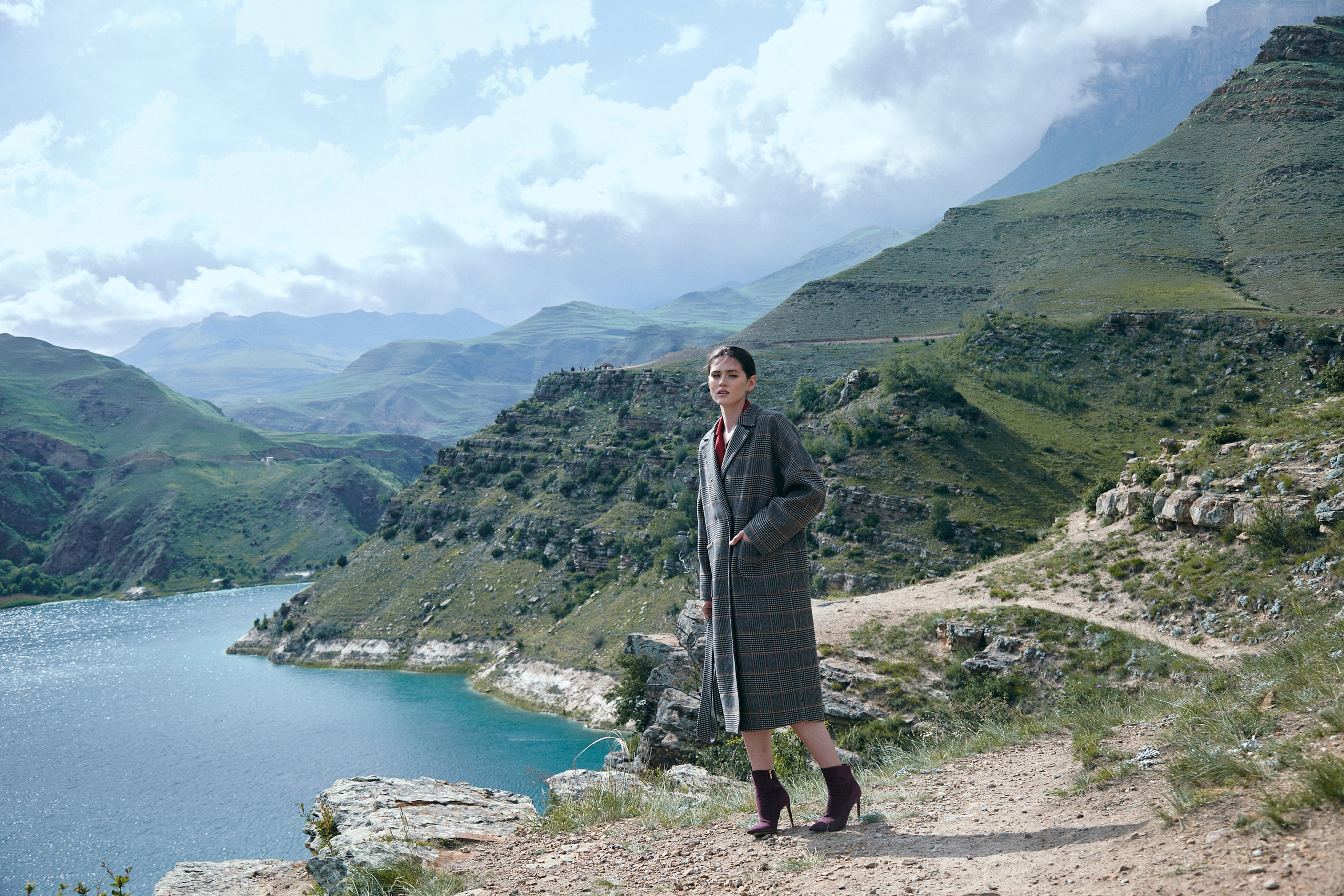 Выездная съемка в горах под ключ. Фотограф Продюсер в горах КБР / Москва  Нальчик Горы