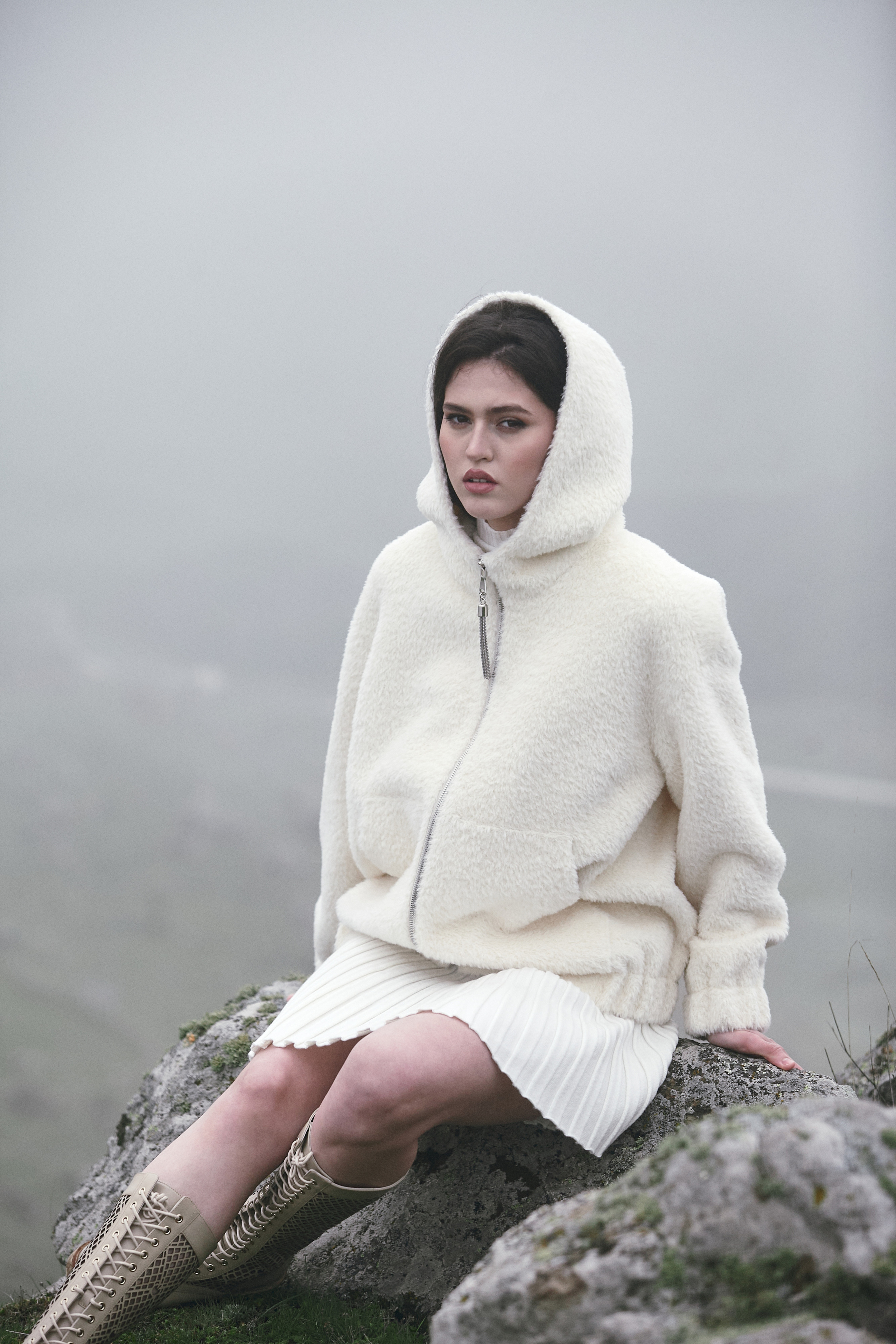 Съемка для бренда одежды под ключ. Фотограф Продюсер в горах КБР / Москва  Нальчик Горы