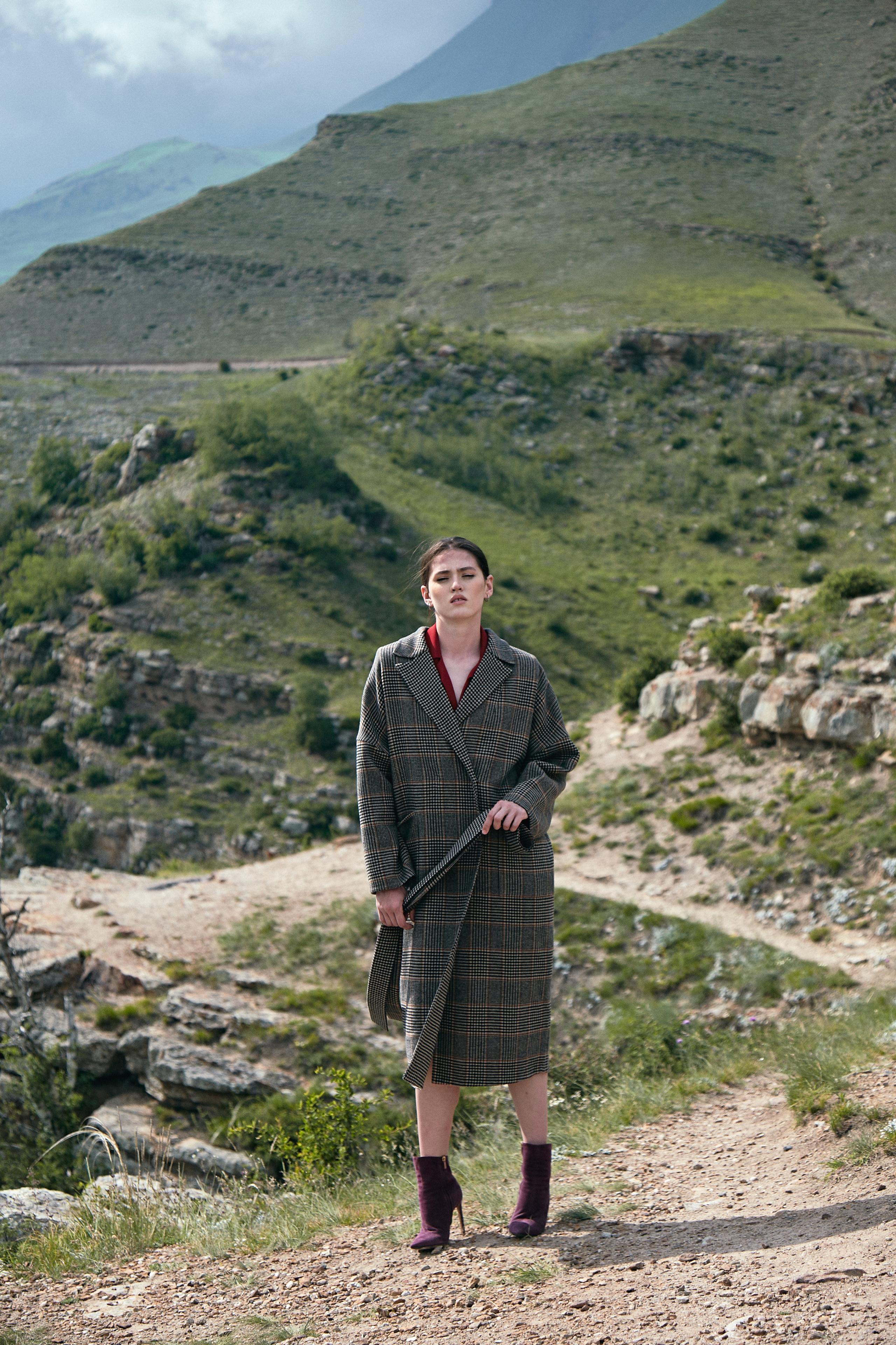 Выездная съемка в горах под ключ. Фотограф Продюсер в горах КБР / Москва  Нальчик Горы