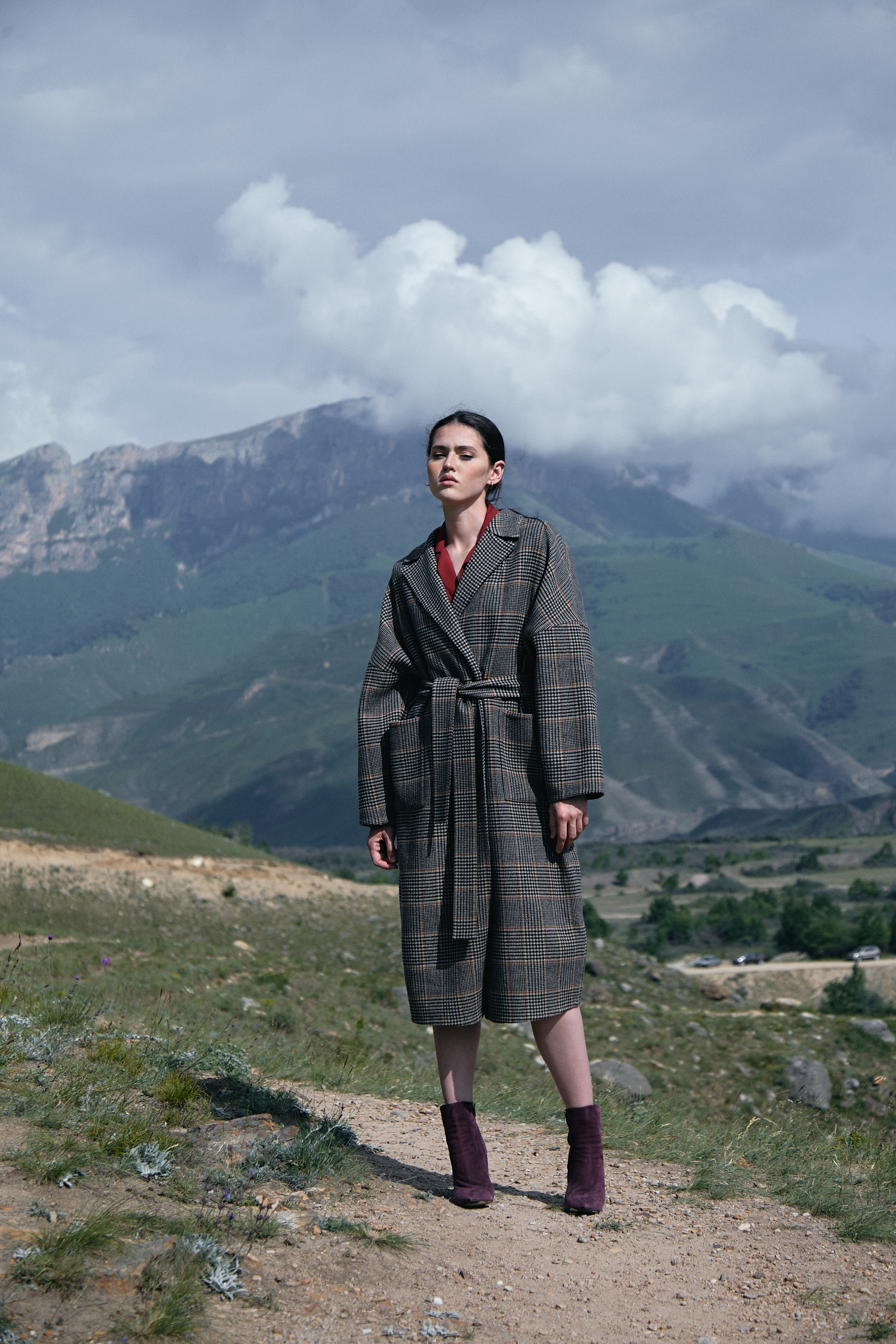 Выездная съемка в горах под ключ. Фотограф Продюсер в горах КБР / Москва  Нальчик Горы