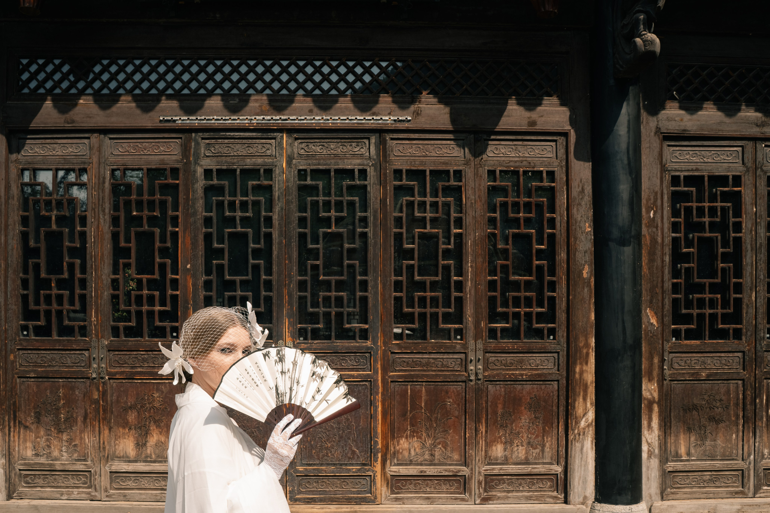 Photoshoot in traditional Chinese dresses