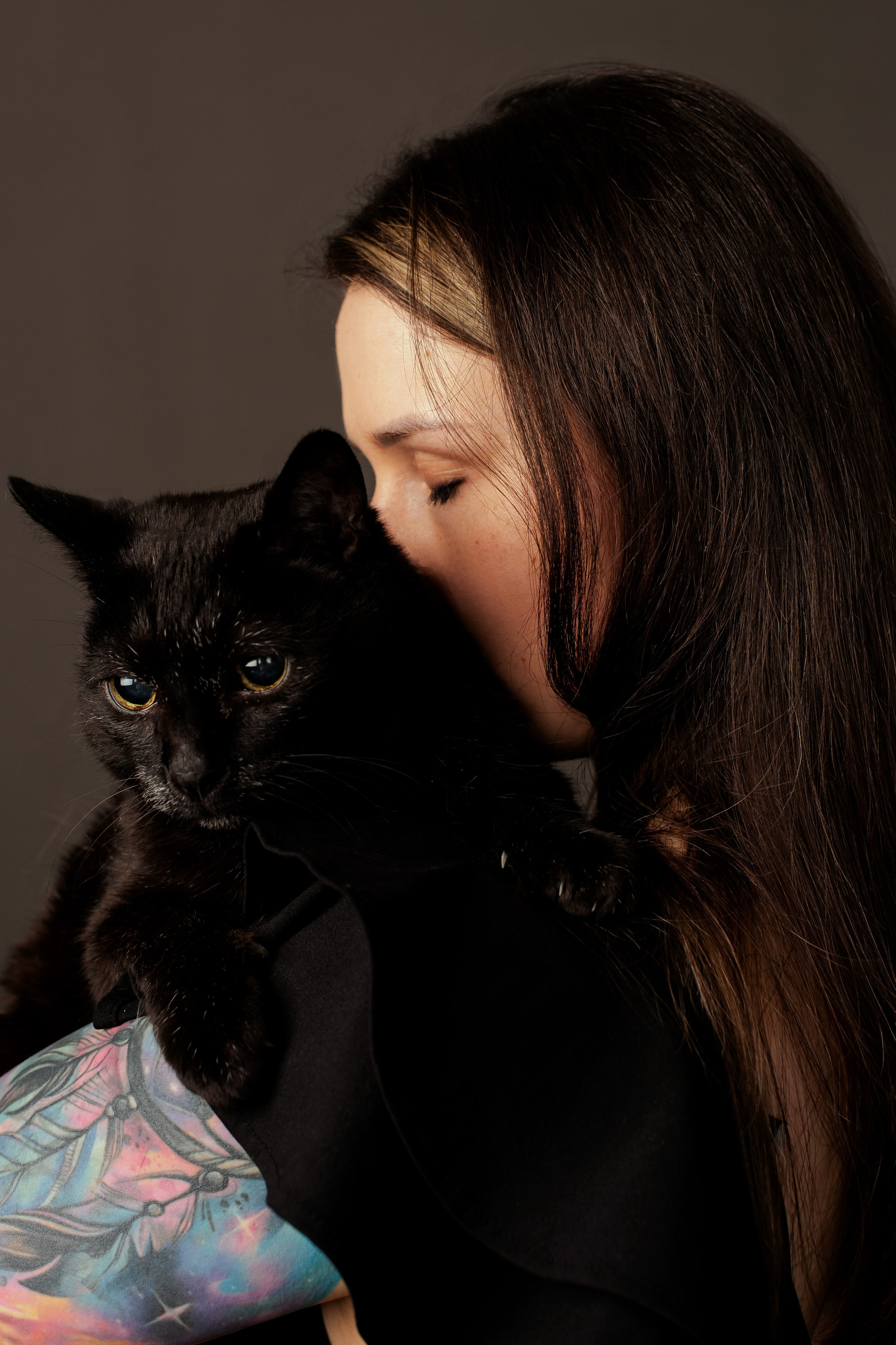 Анна с котиком. Женский фотограф в Москве и МО