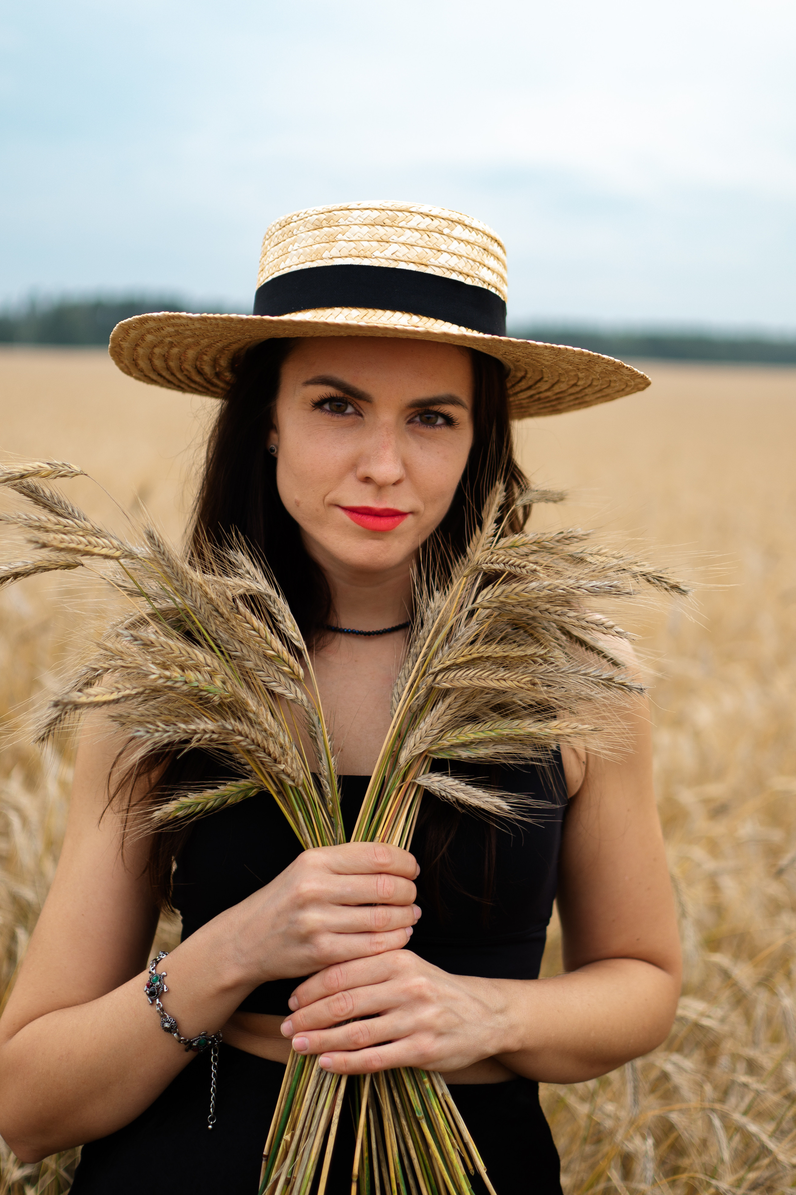 Поле пшеницы. Фотограф Москва Екатерина Постникова Индивидуальные и семейные съемки