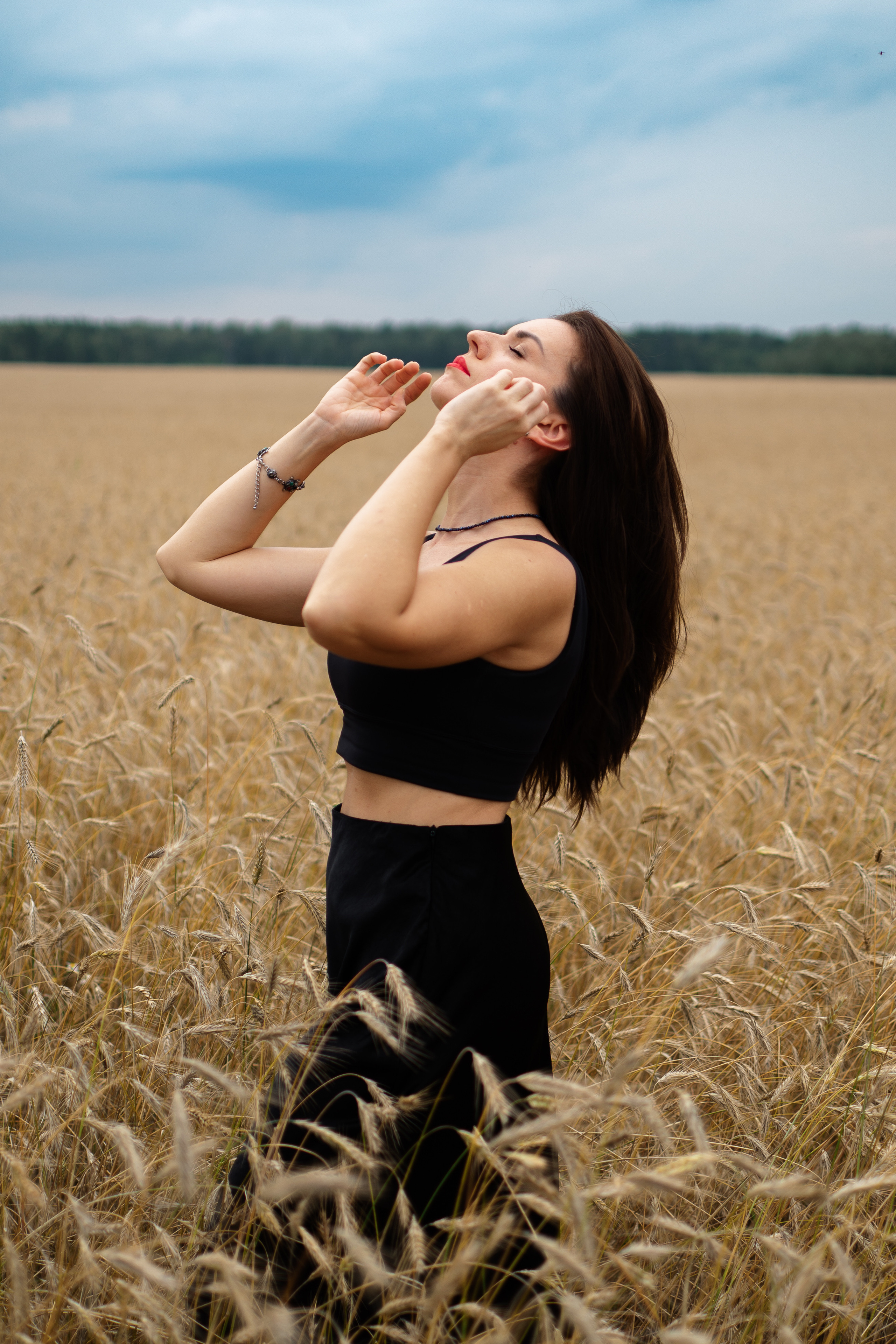 Поле пшеницы. Фотограф Москва Екатерина Постникова Индивидуальные и семейные съемки