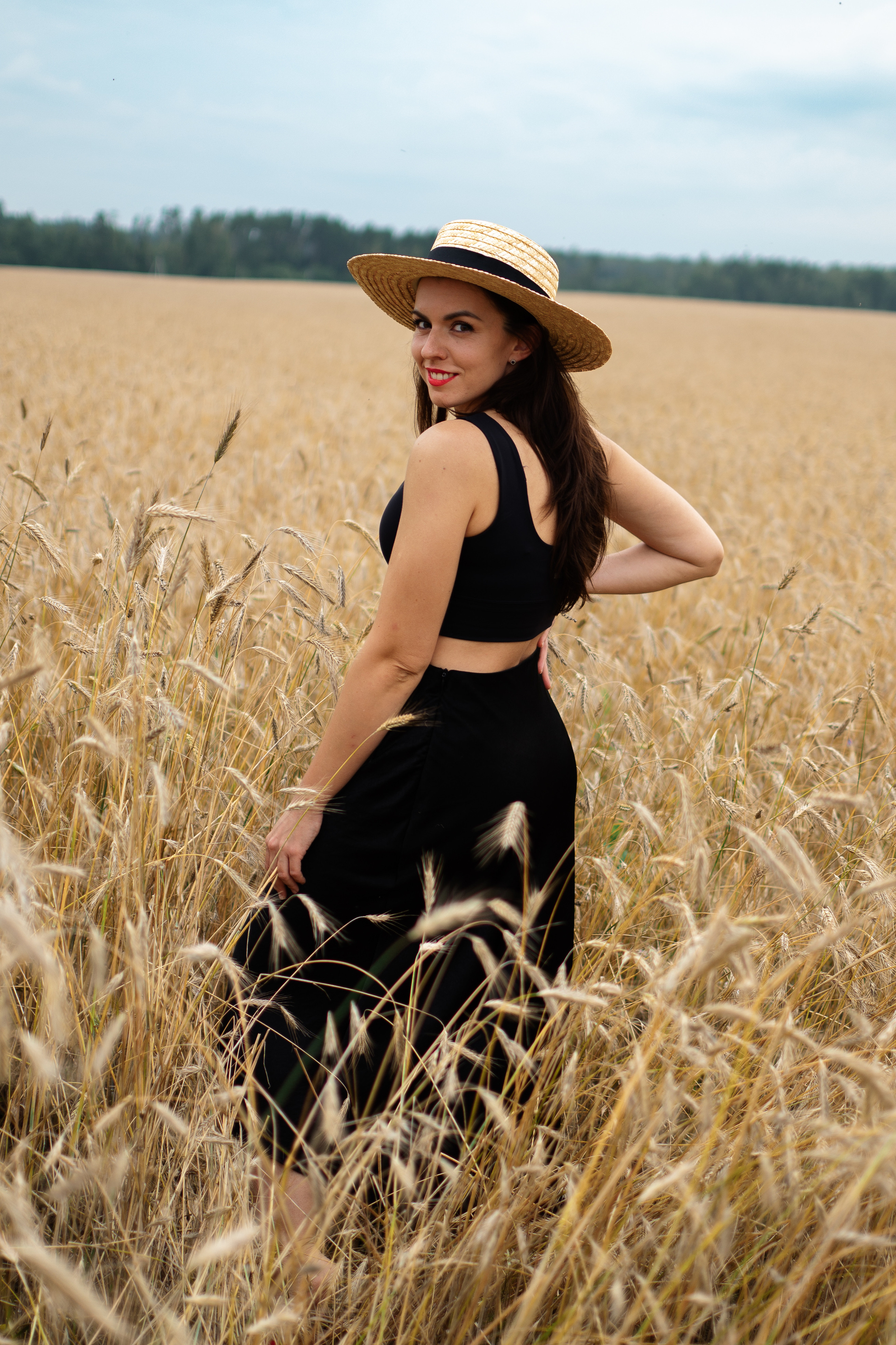 Поле пшеницы. Фотограф Москва Екатерина Постникова Индивидуальные и семейные съемки