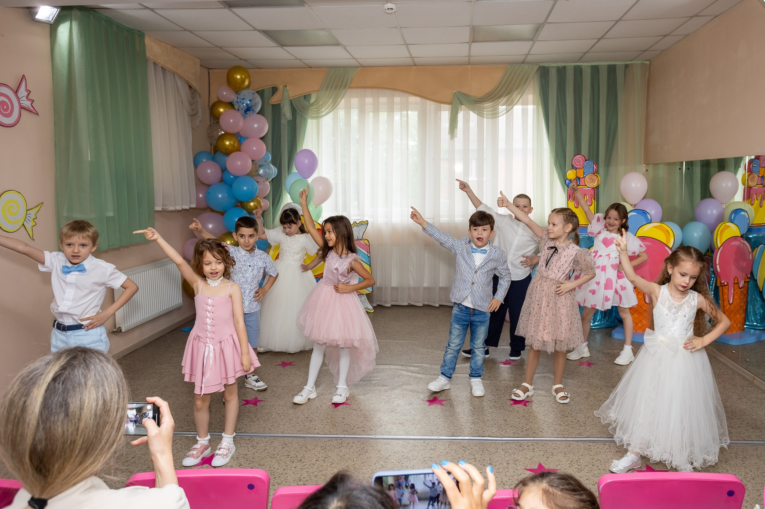 Выпускной Детский сад, 2 часа, 8000. Выпускные альбомы Майкоп, Краснодар Елена Золотарева