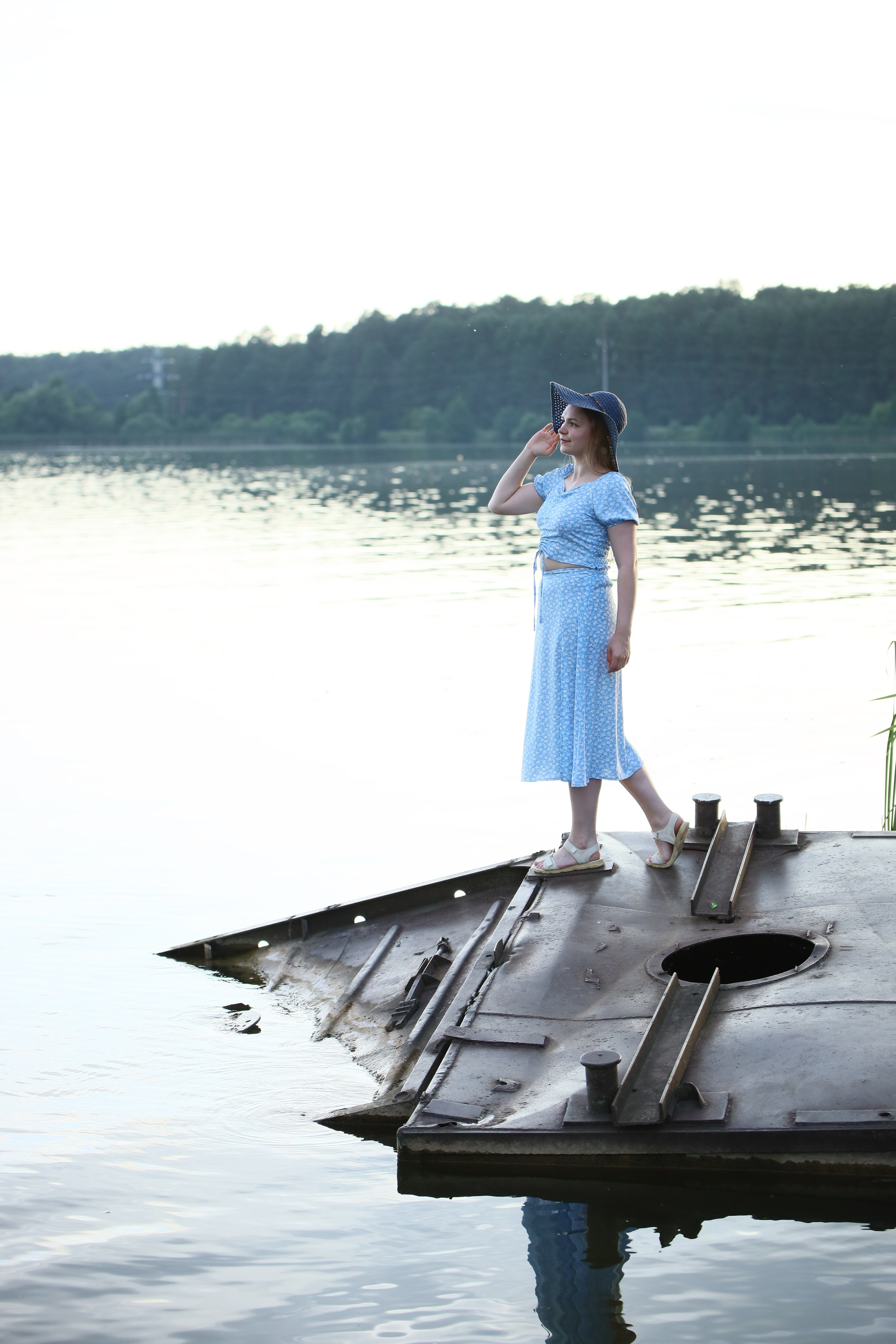 Настя, лодка. Фотограф Игорь Михайлов