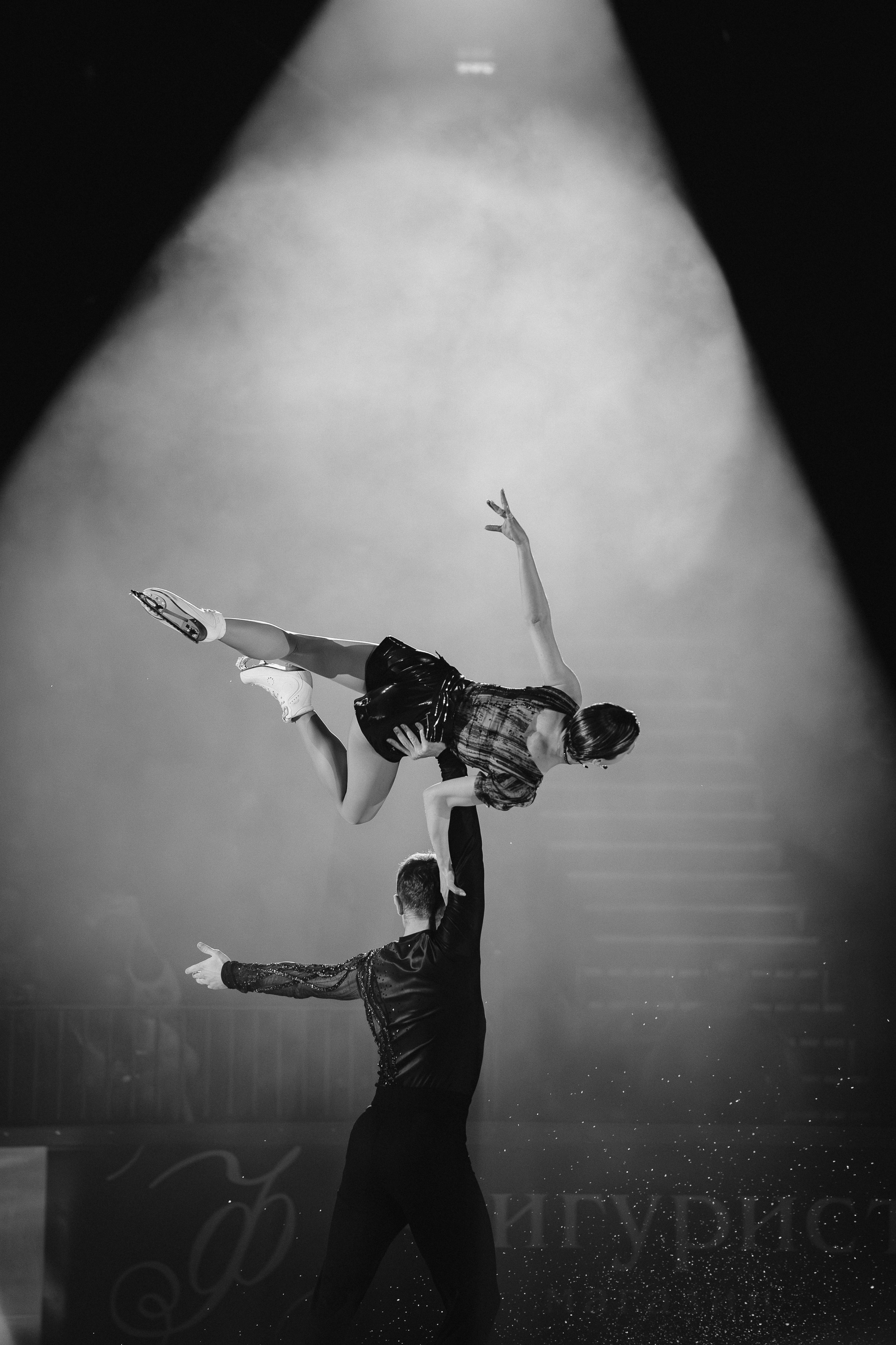 Шоу Этери Тутберидзе в Новосибирске. Воробьева Ксения — Спортивный и танцевальный фотограф Новосибирск