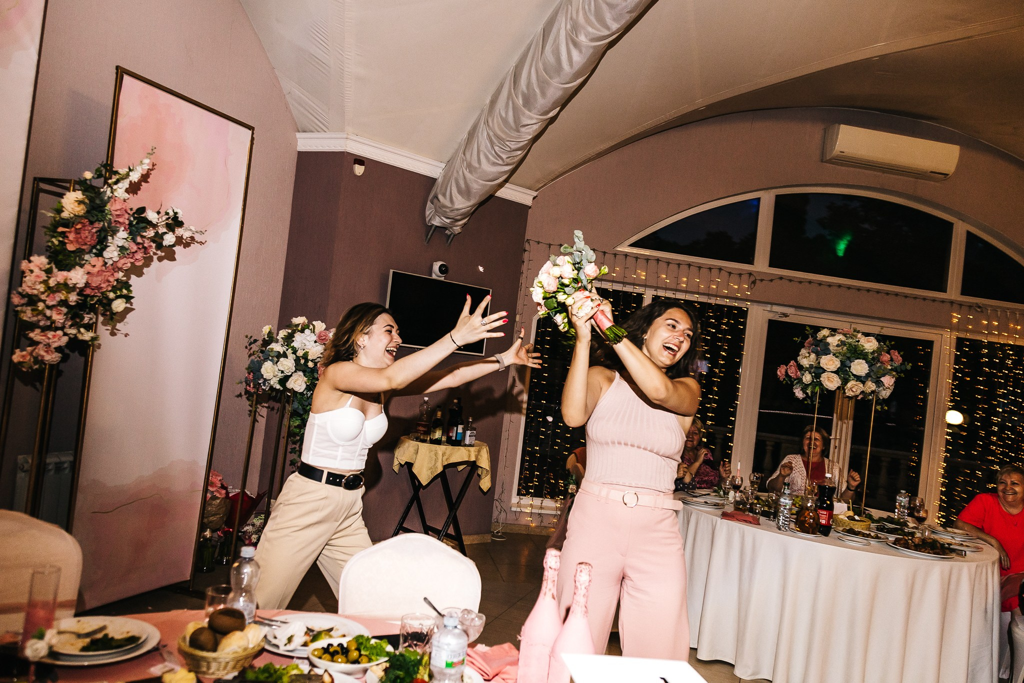 Вячеслав и Анна ♥. Репортажный и семейный фотограф в Москве