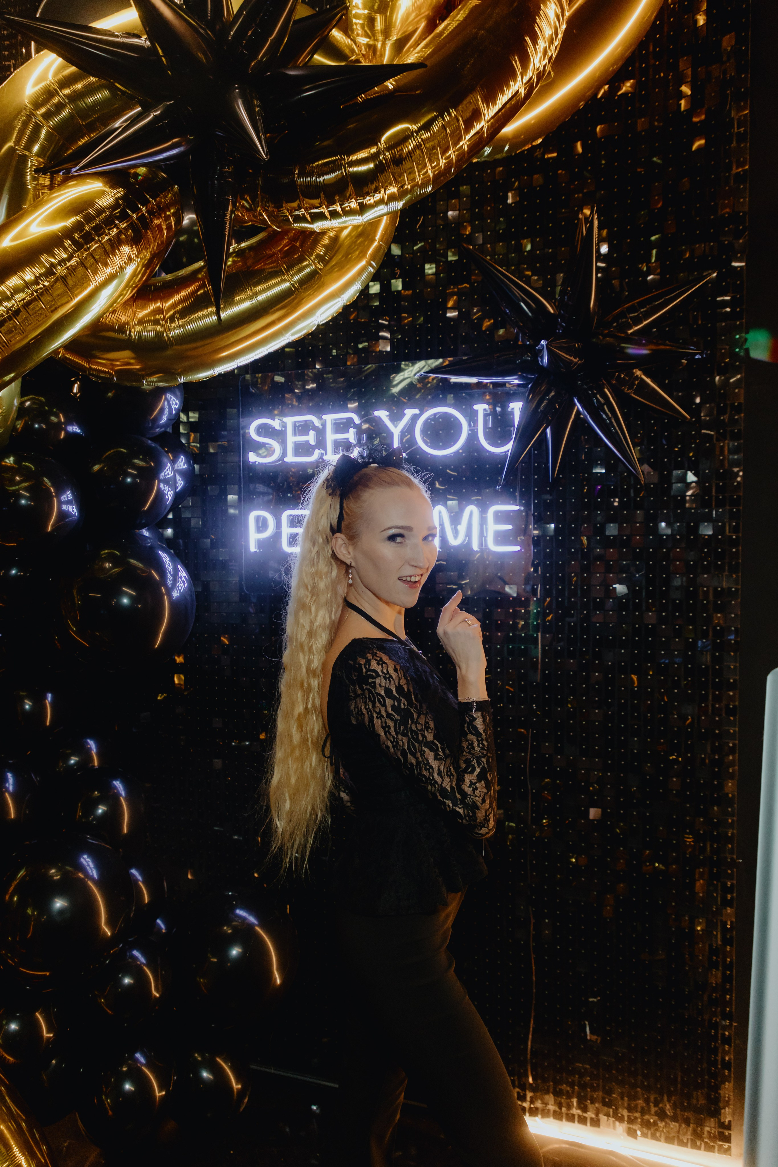 See `You Perfume. Фотограф в Москве и Санкт-Петербурге Дарина