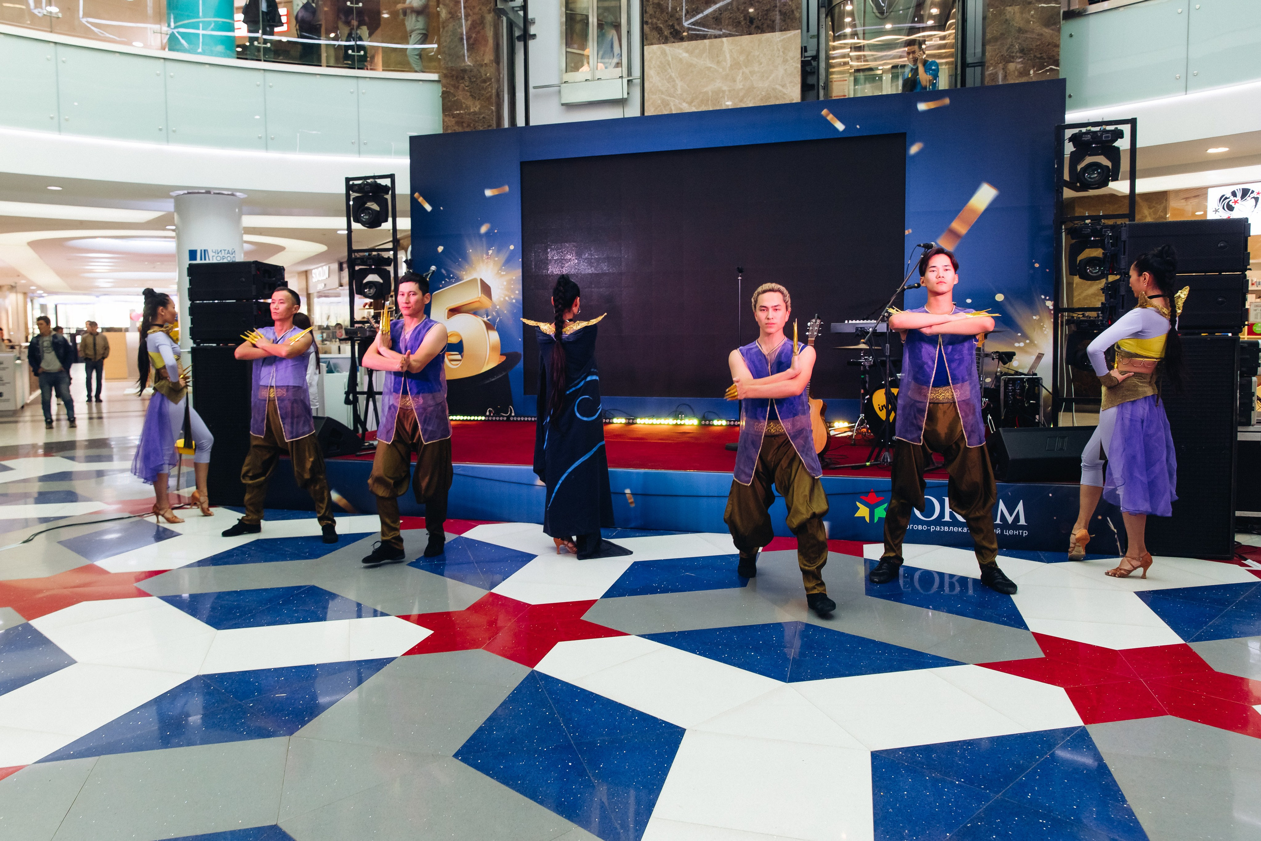 5 лет ТЦ Форум. Свадебный и семейный фотограф в Улан-Удэ