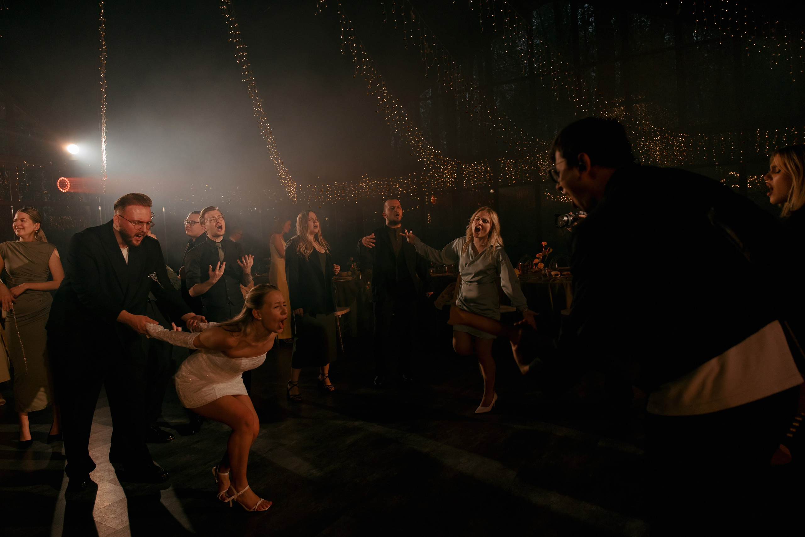 ЛЕС Event House выездная регистрация и свадебный банкет на площадке ЛЕС. Свадебный фотограф Москва