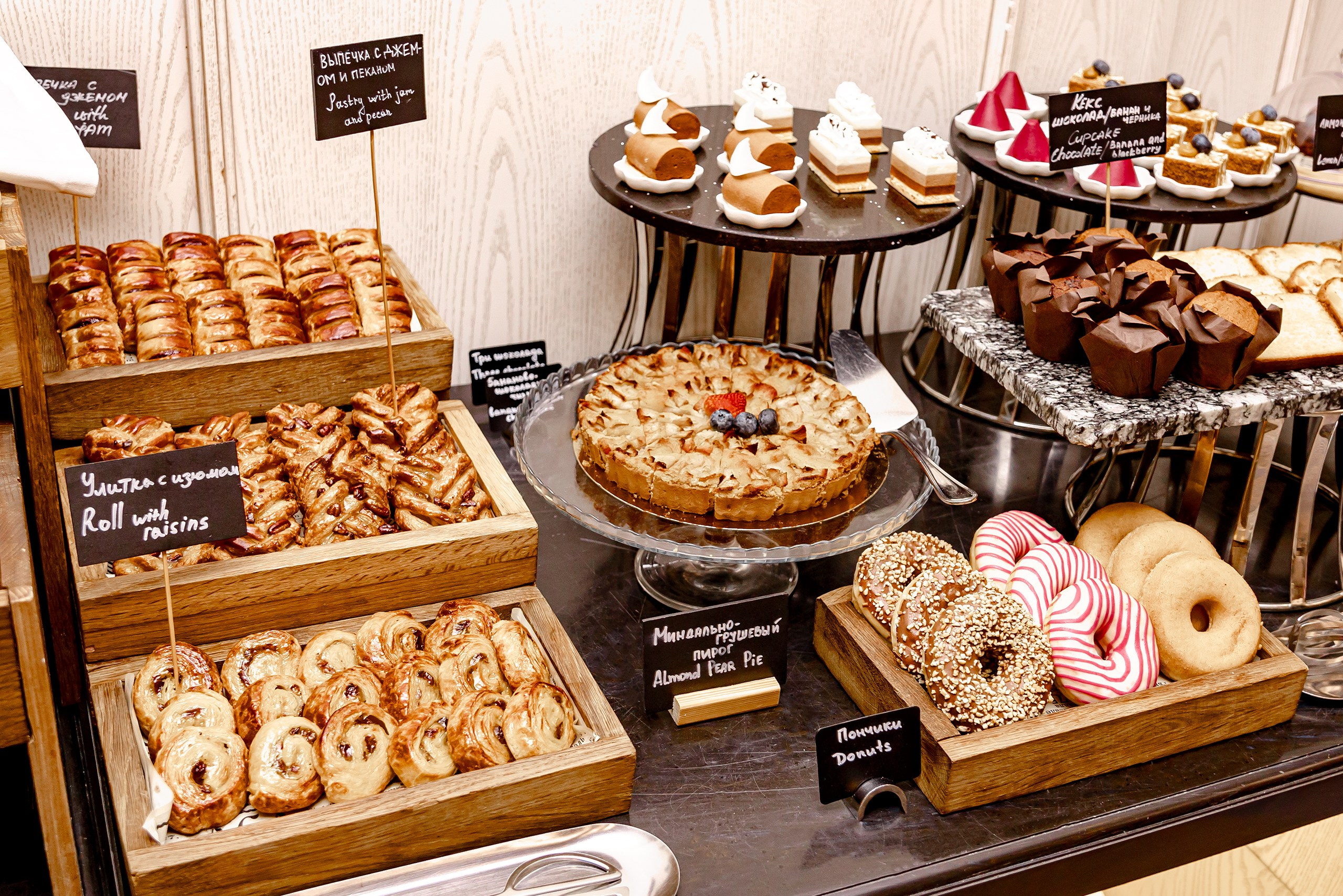 Завтрак в Ресторане «ST REGIS MOSCOW». Свадебный/Портретный фотограф снимаю в Москве