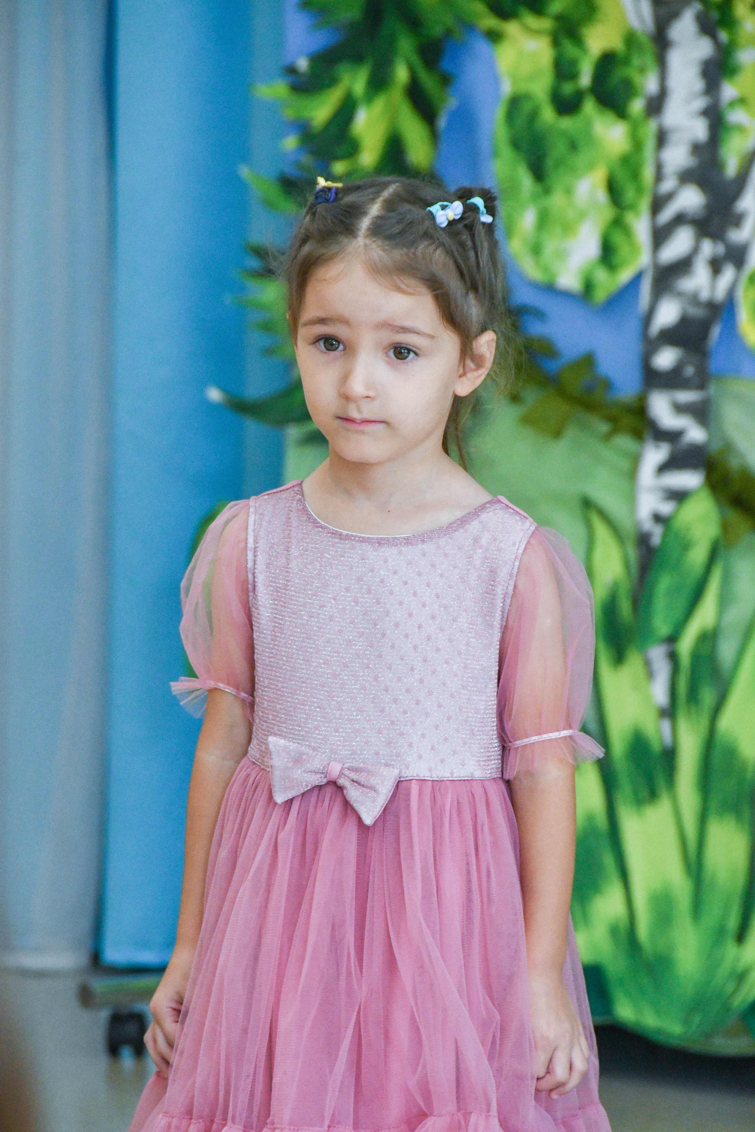 2023 г. День дошкольного работника и прогулка. Репортажный и детский фотограф в Новосибирске