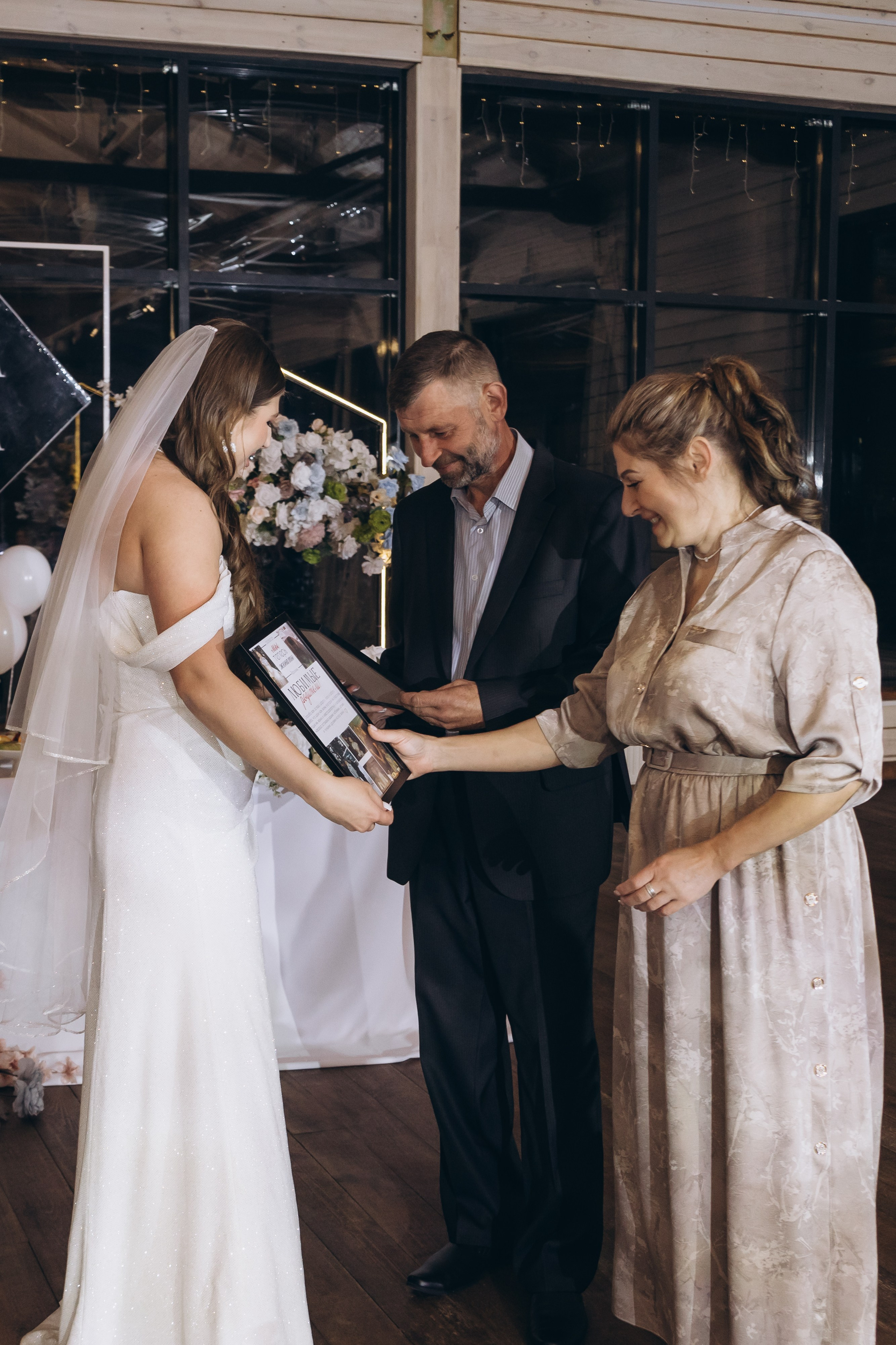 03.08.25 Артем & Анастасия. Свадебный и семейный фотограф в Новосибирске Дарья Кель