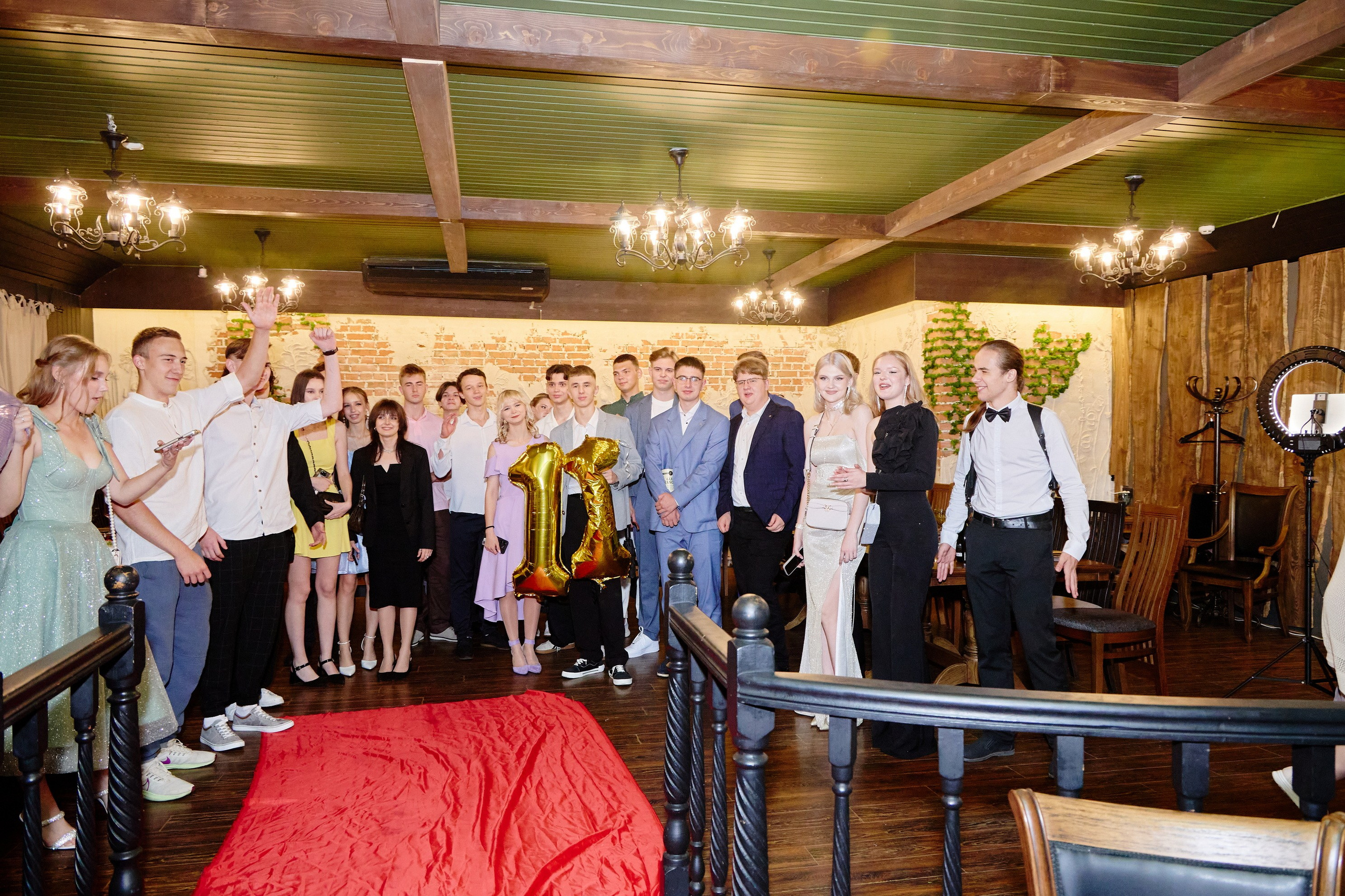 Выпускной 35 Сош. Фотограф Выпускные альбомы Таганрог Сергей Коробченко