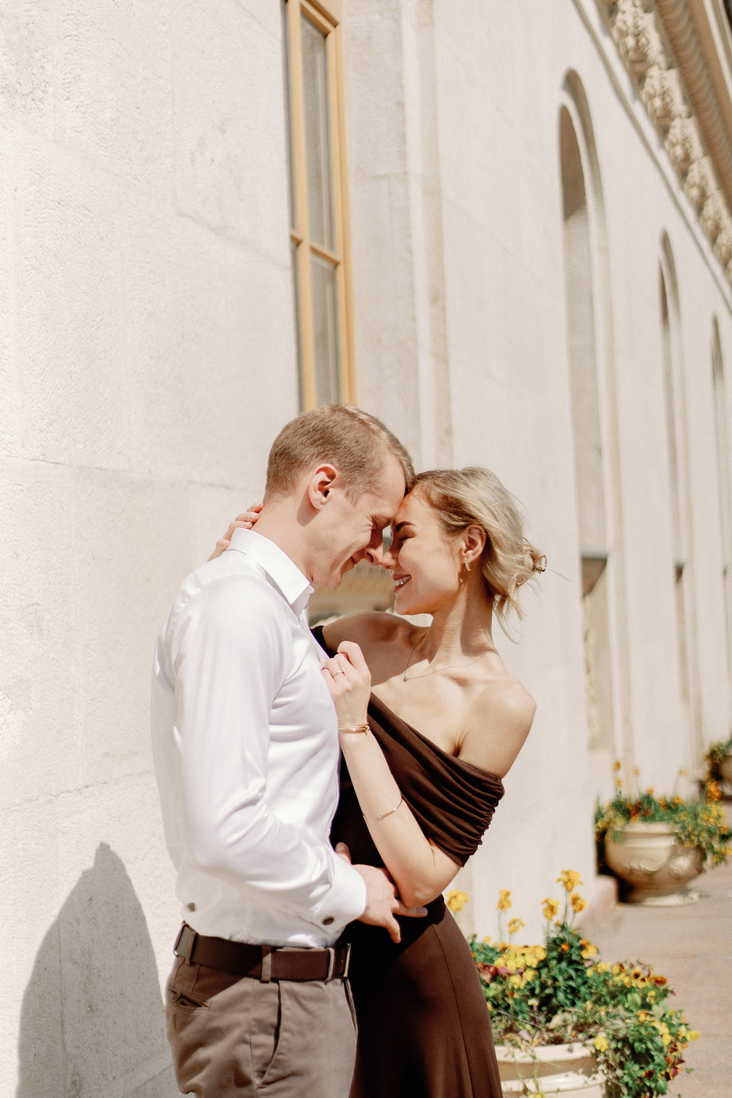 Весеняя лавстори прогулка в парке в Москве, фотограф в Москве