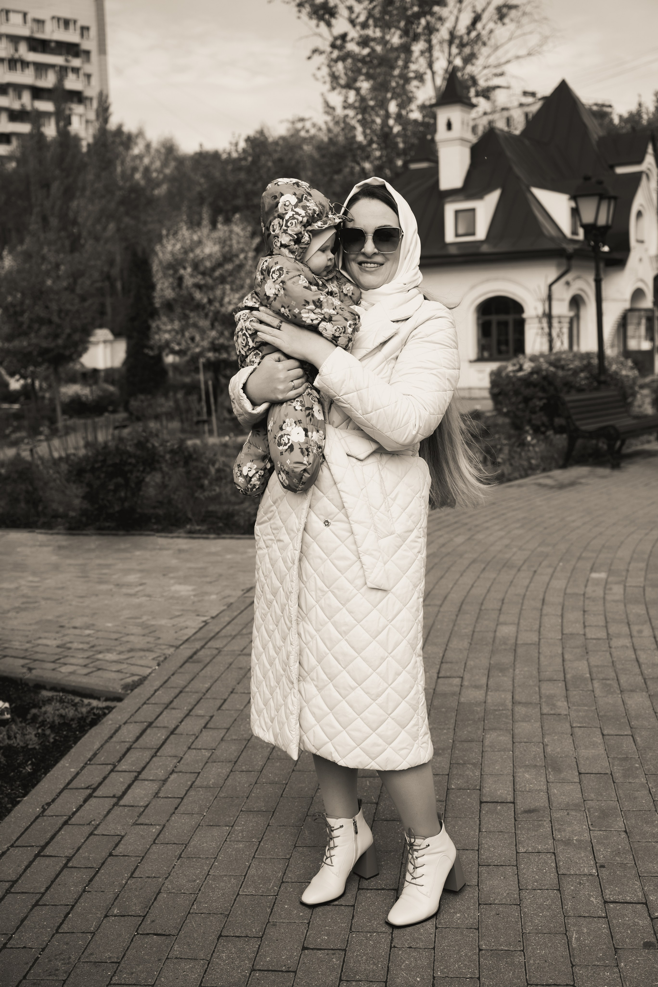 Крещение в храме Серафима Саровского  в Раеве г. Москва. Фотограф Ксения Огородова портфолио