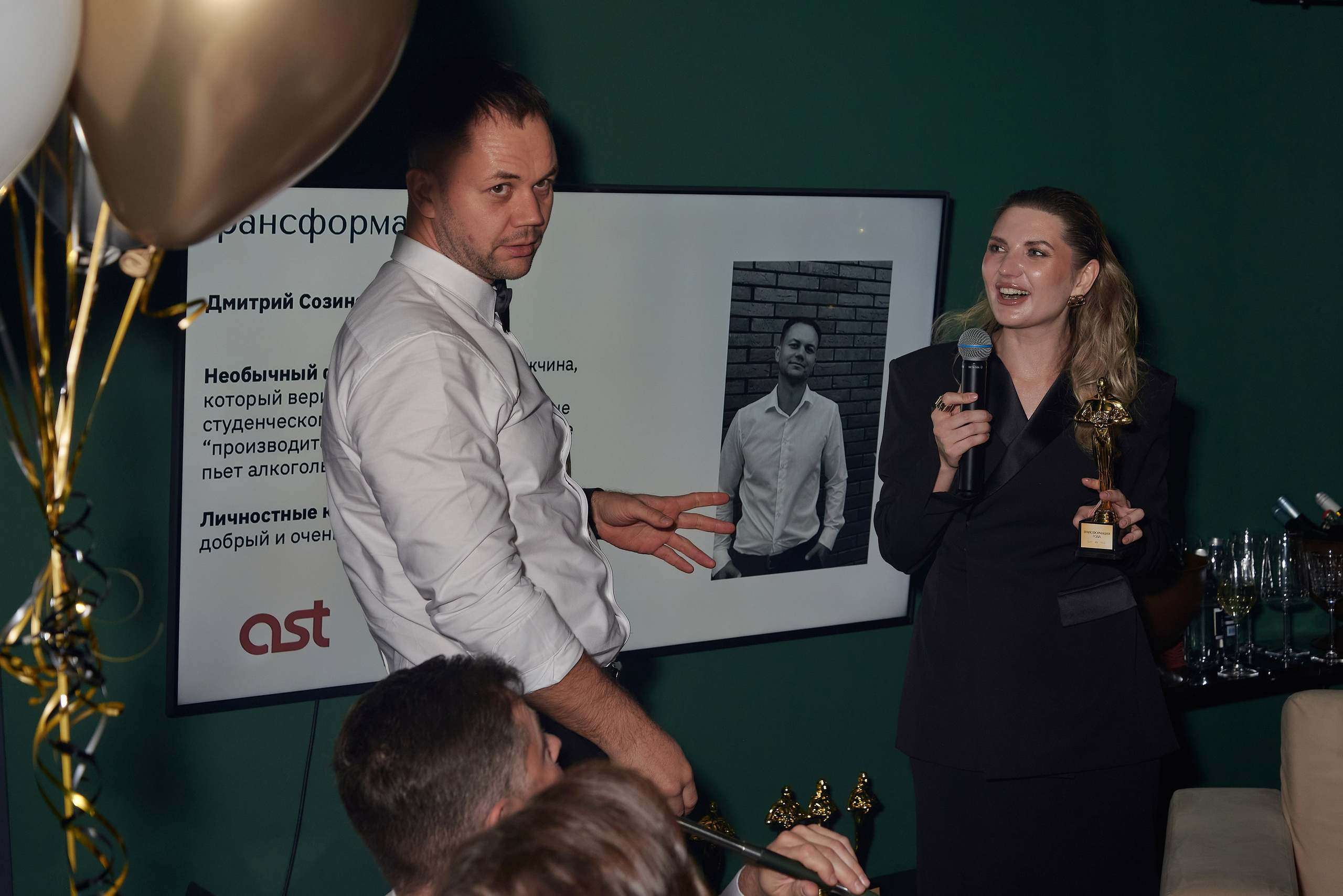 День рождения Светланы Пинигиной в караоке Divas. Наталия Дианова — фотограф для брендов и экспертов в Москве