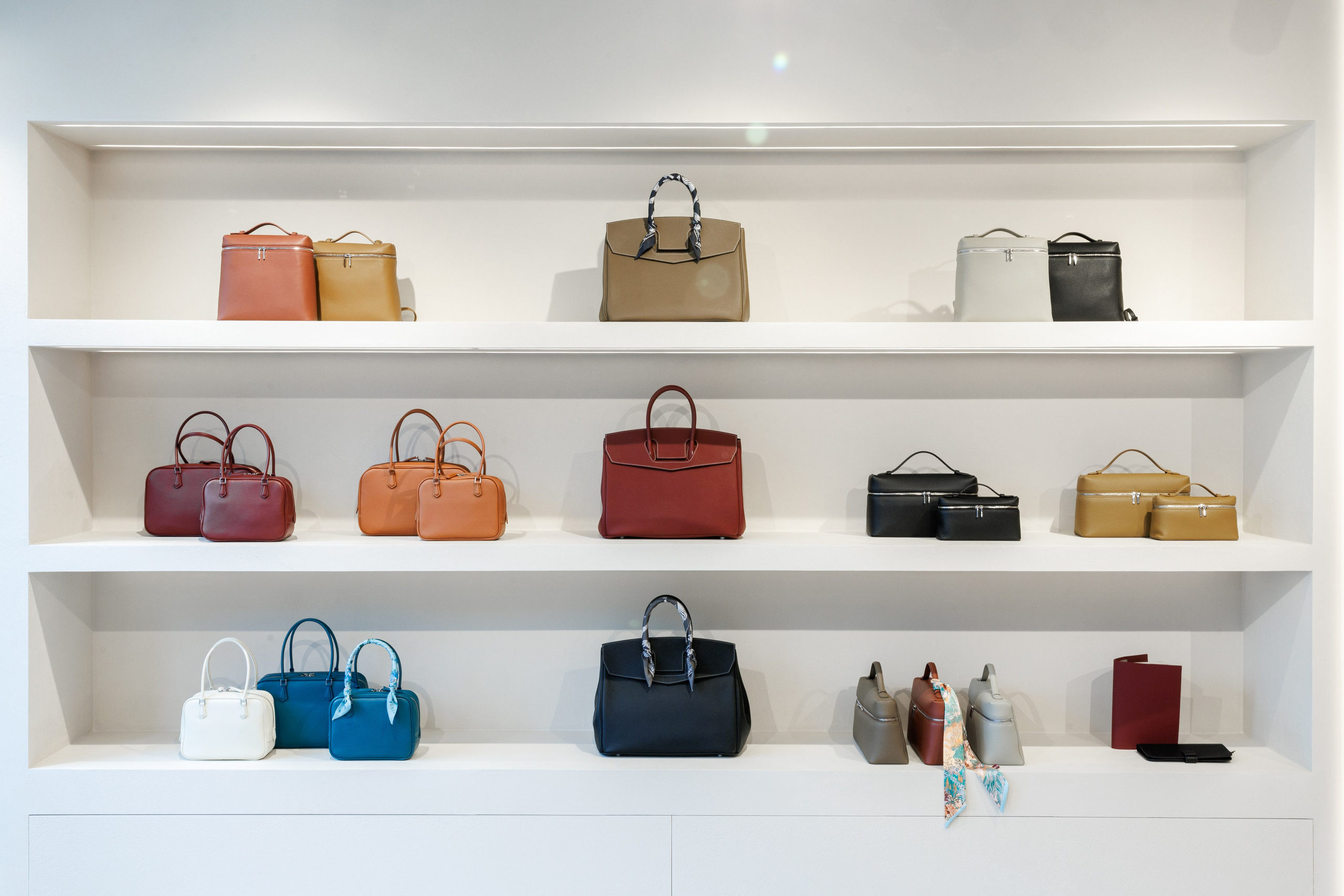 Интерьерная съемка магазина «Moveli» клубный дом "Тихвинъ"