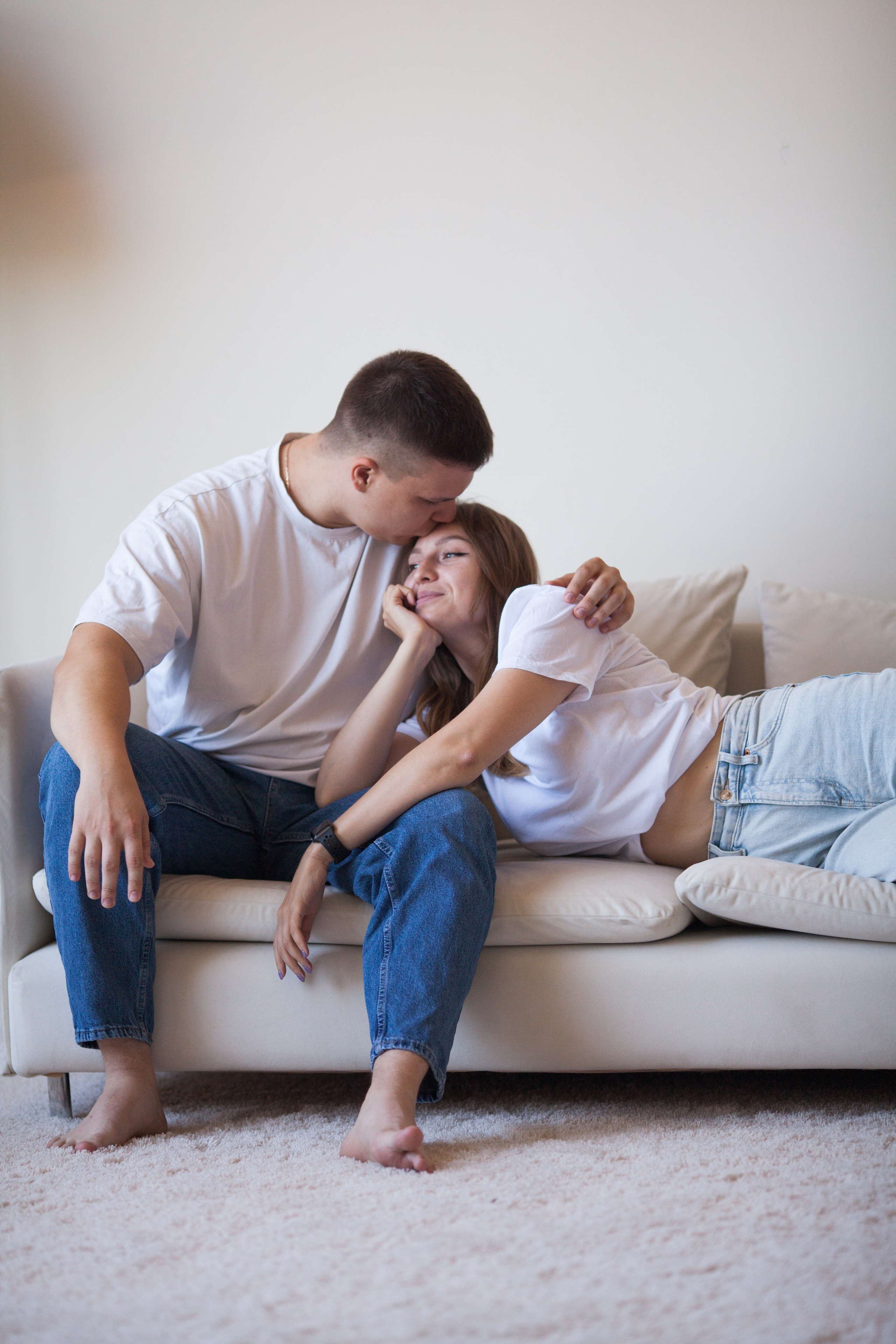 Женя и Кристина минимализм. Семейный и детский фотограф в Краснодаре Брусилова Марина