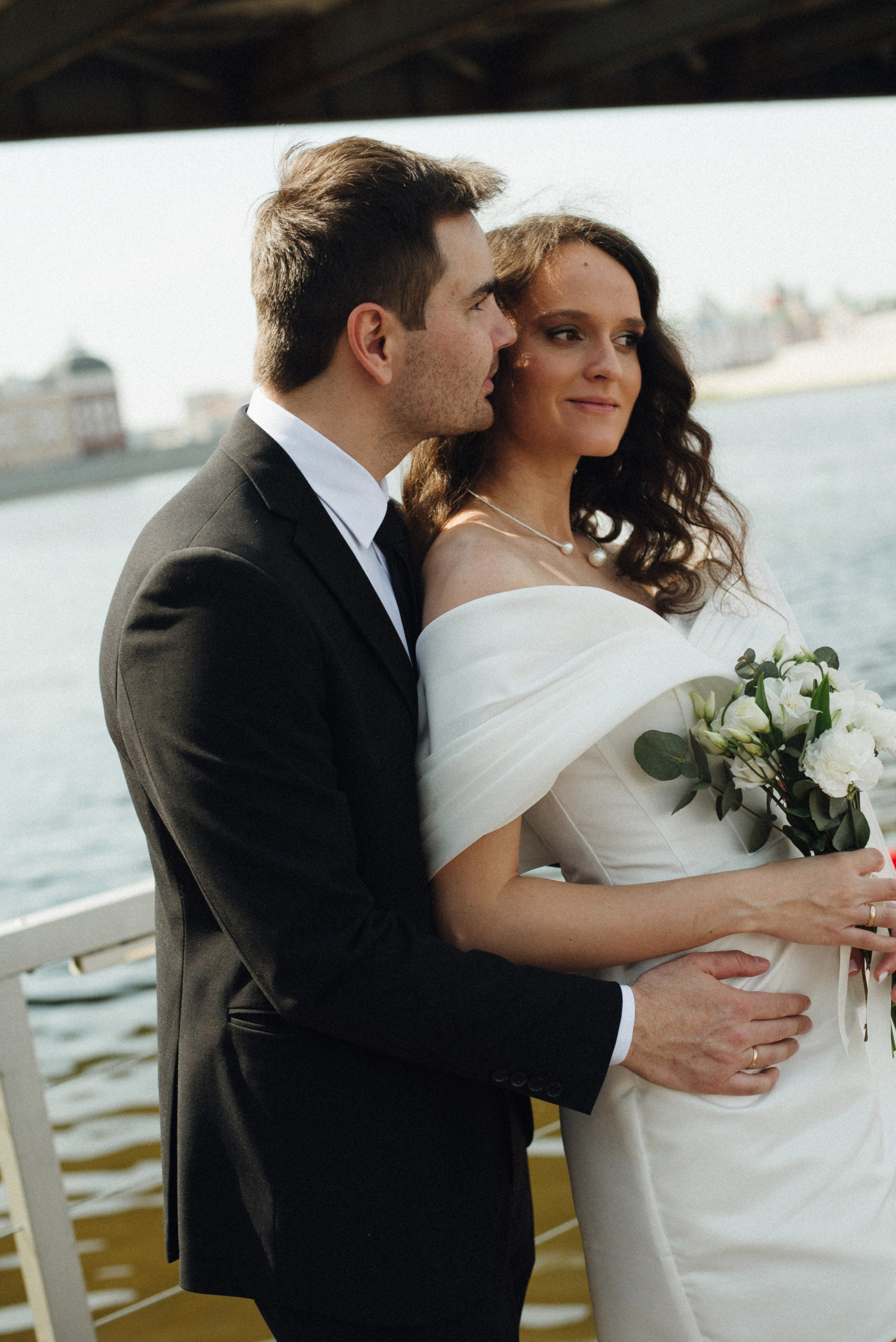 Свадебный и семейный фотограф в Йошкар-Оле, Питере и Казани Александра Богинич