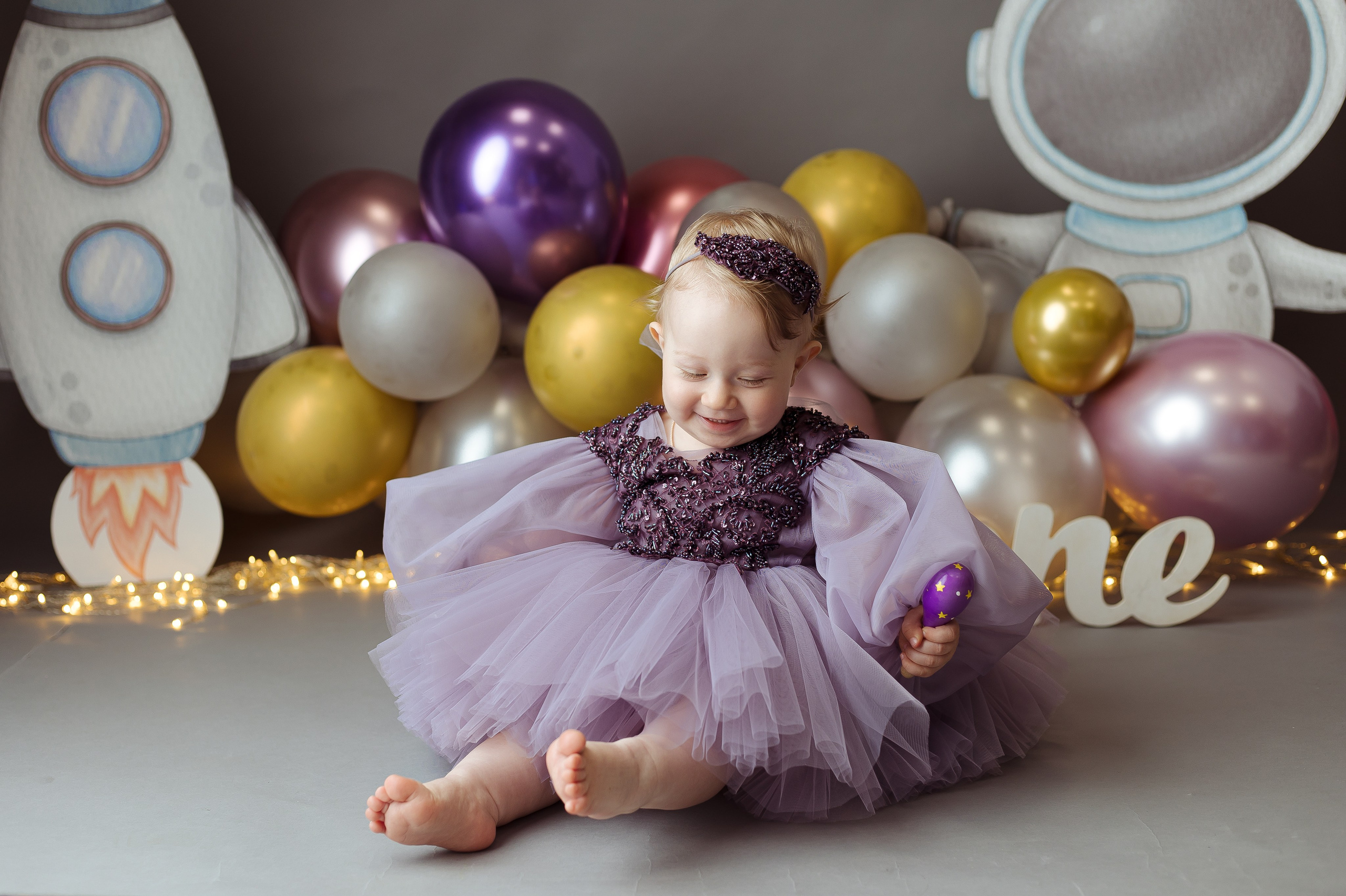 Праздничное оформление. Фотограф беременности, новорожденных Москва. годики под ключ