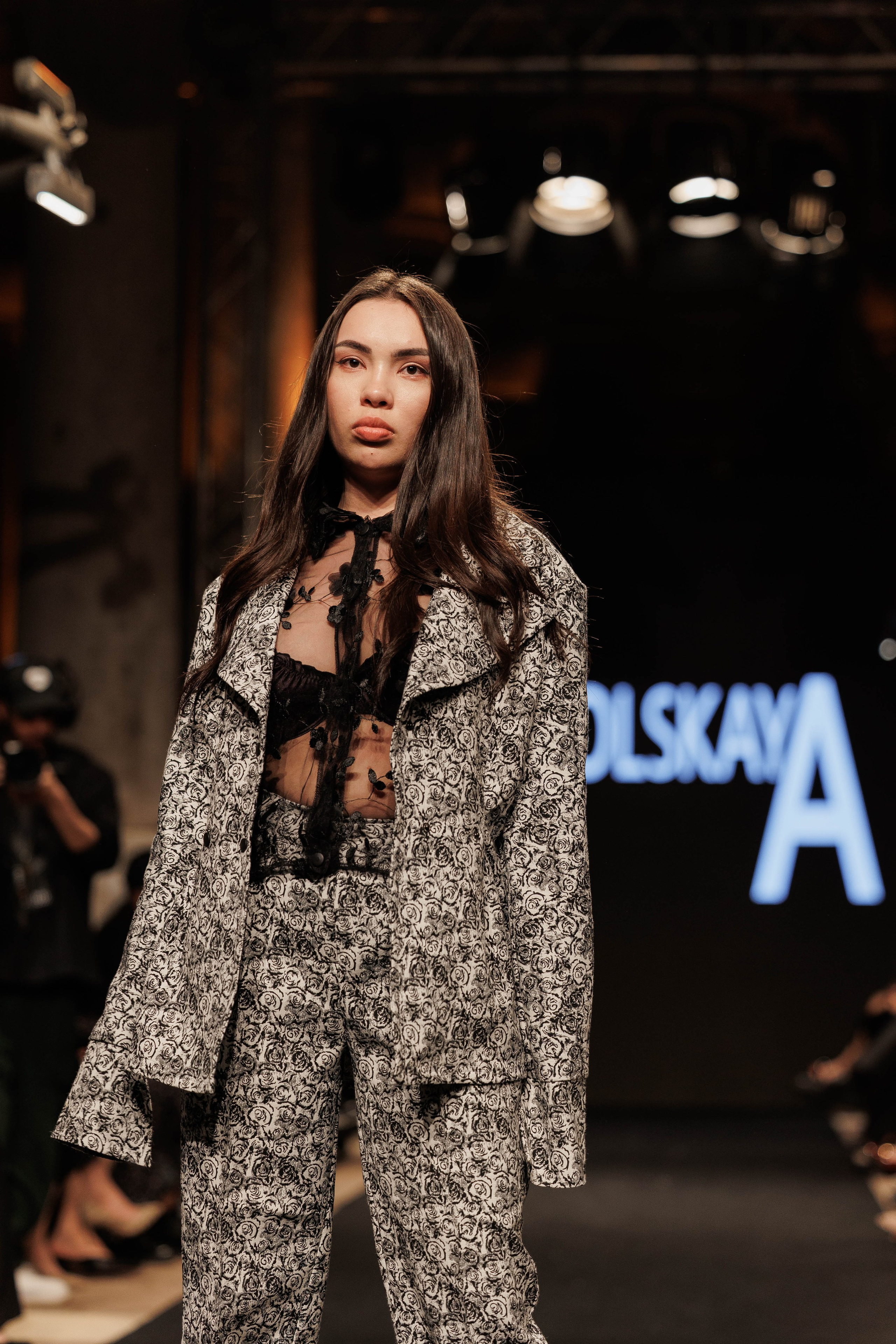 IFB-показ. About