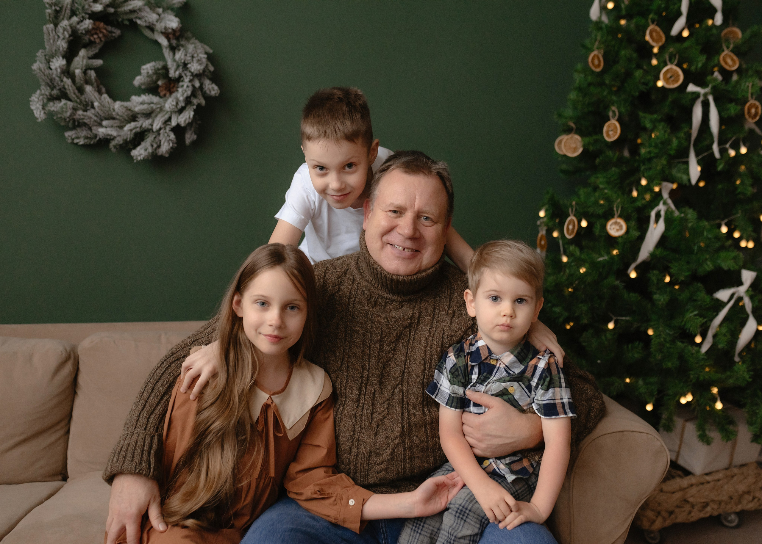 Семейная новогодняя фотосессия. Семейный и портретный фотограф Нижний Новгород