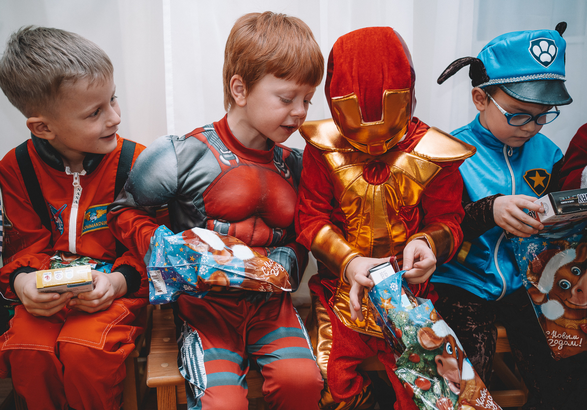Новогодний утренник, д/с 242 группа «Скворушка». Детский и семейный фотограф в Красноярске Настя Ярош