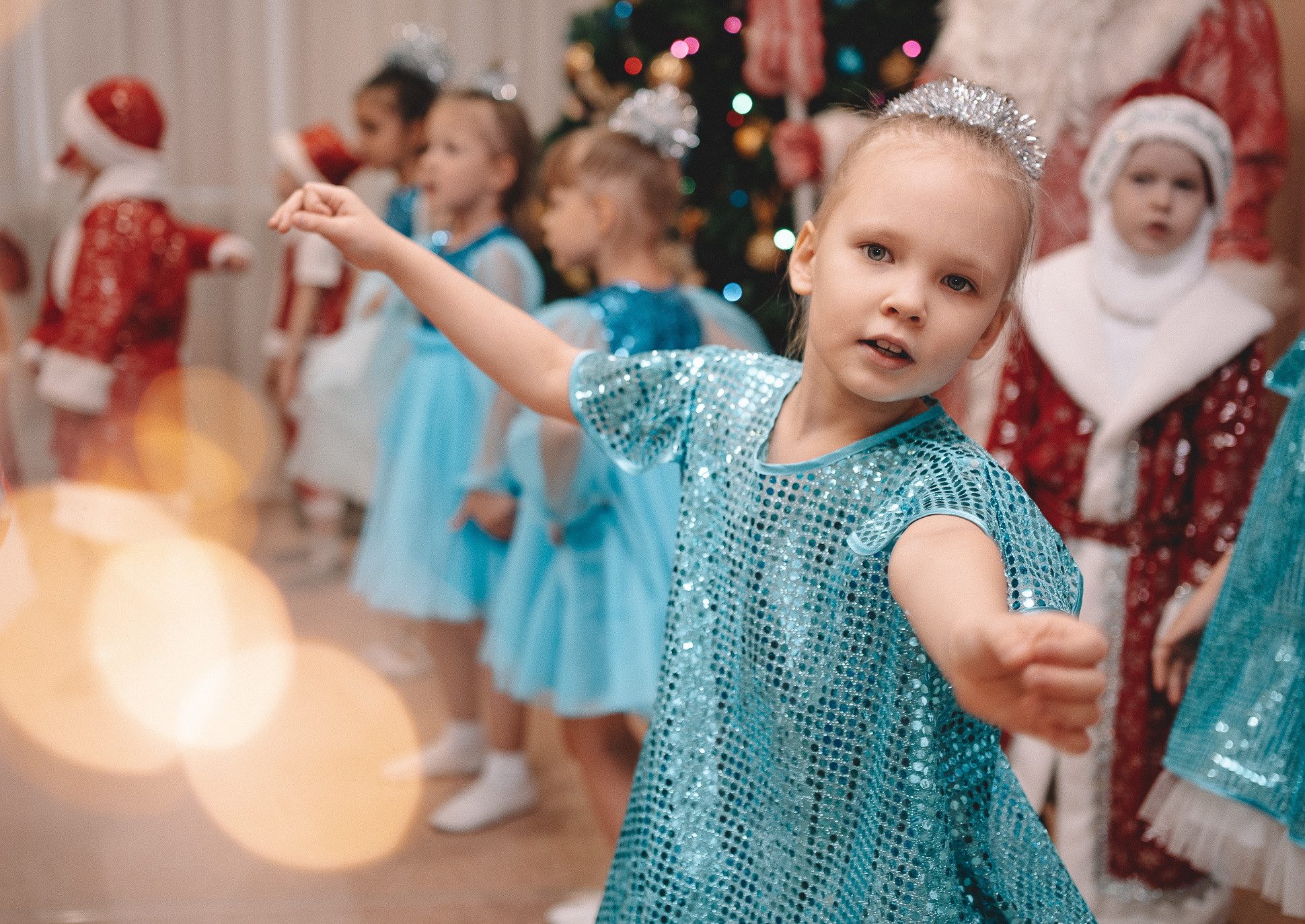 Новогодний утренник, д/с 7 группа «Смешарики». Детский и семейный фотограф в Красноярске Настя Ярош